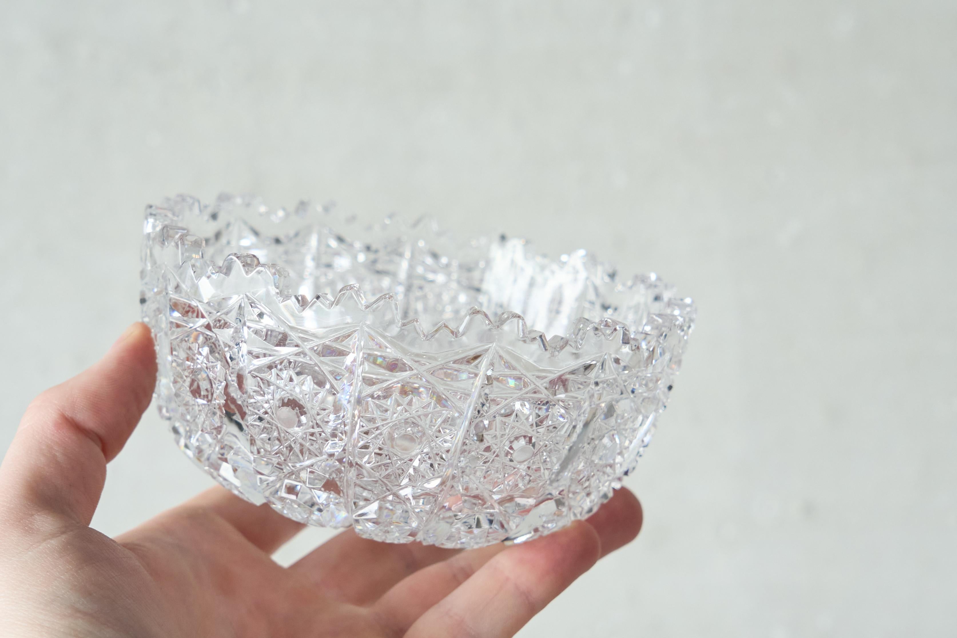 Decorative 'Snowflake' Bowl in Crystal Early 20th Century en vente 2