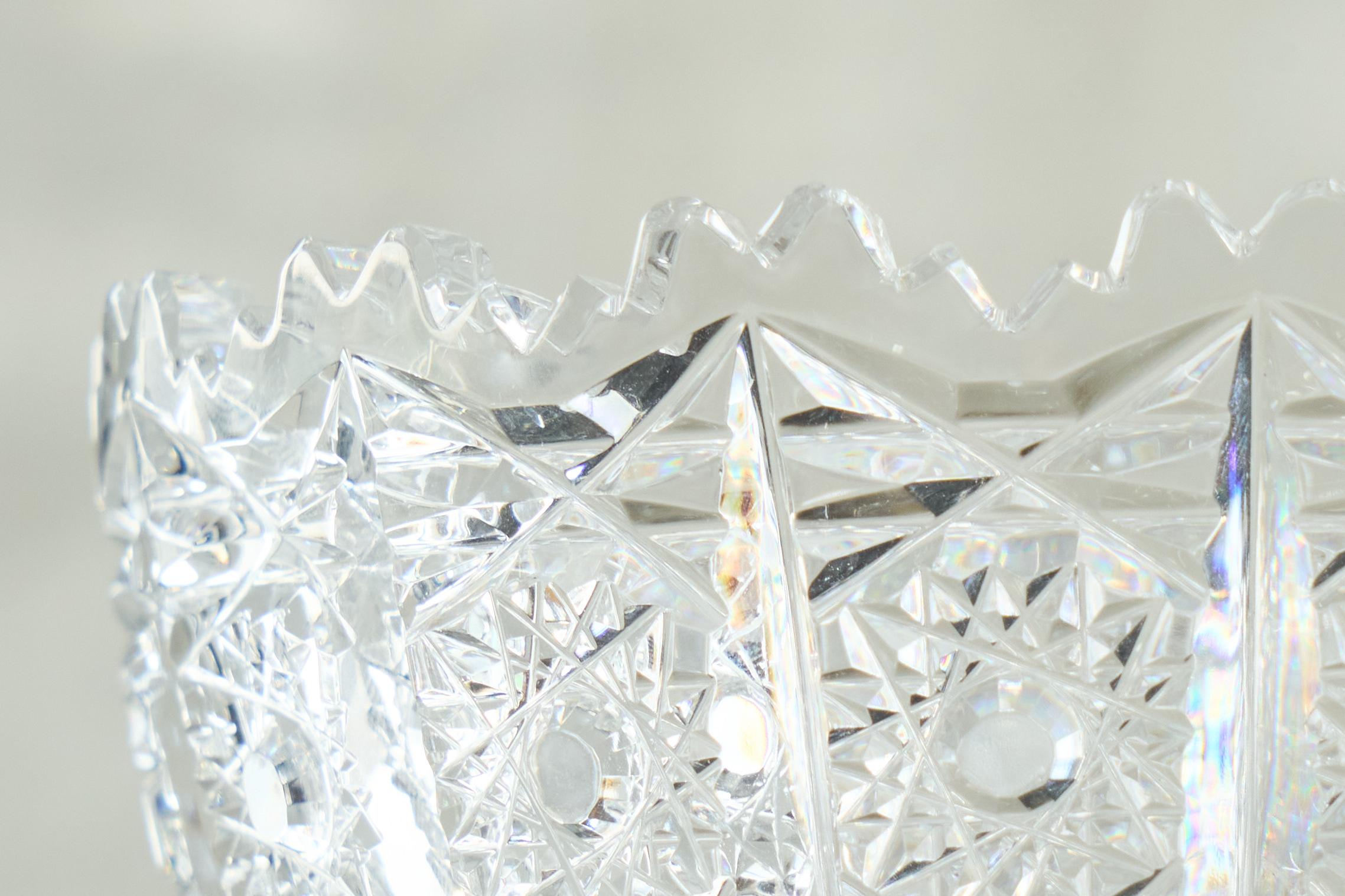 Art déco Decorative 'Snowflake' Bowl in Crystal Early 20th Century en vente