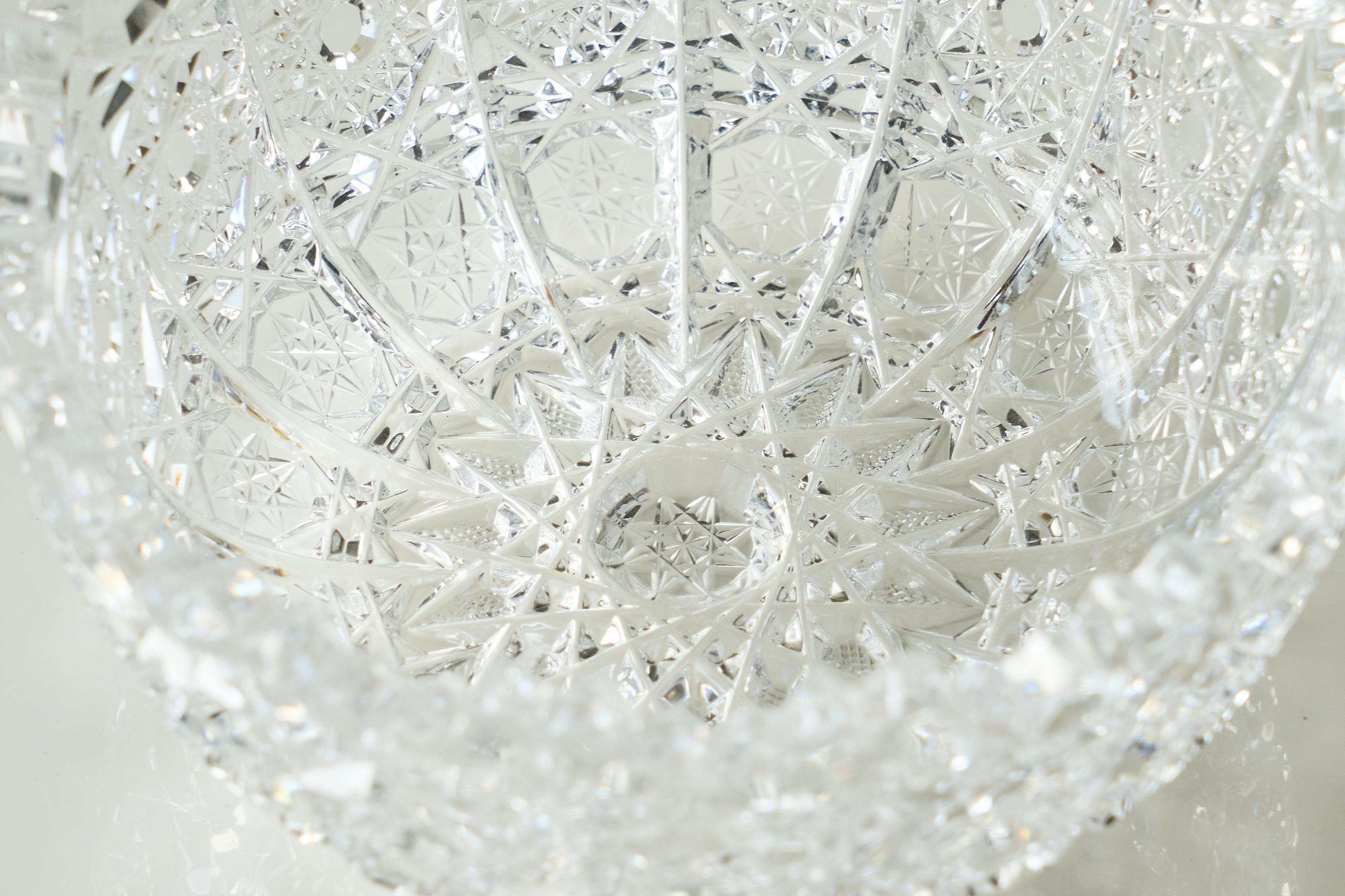 Fait main Decorative 'Snowflake' Bowl in Crystal Early 20th Century en vente