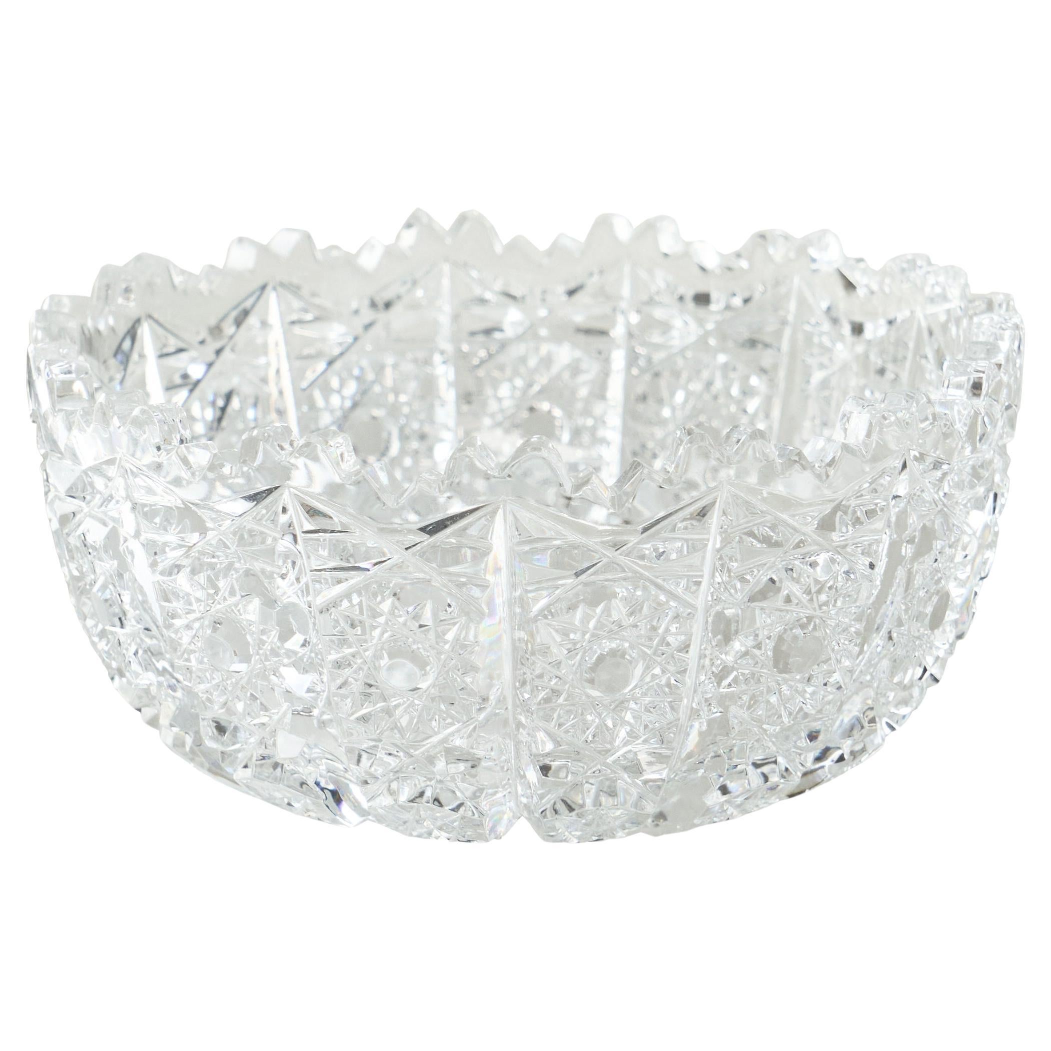 Decorative 'Snowflake' Bowl in Crystal Early 20th Century en vente