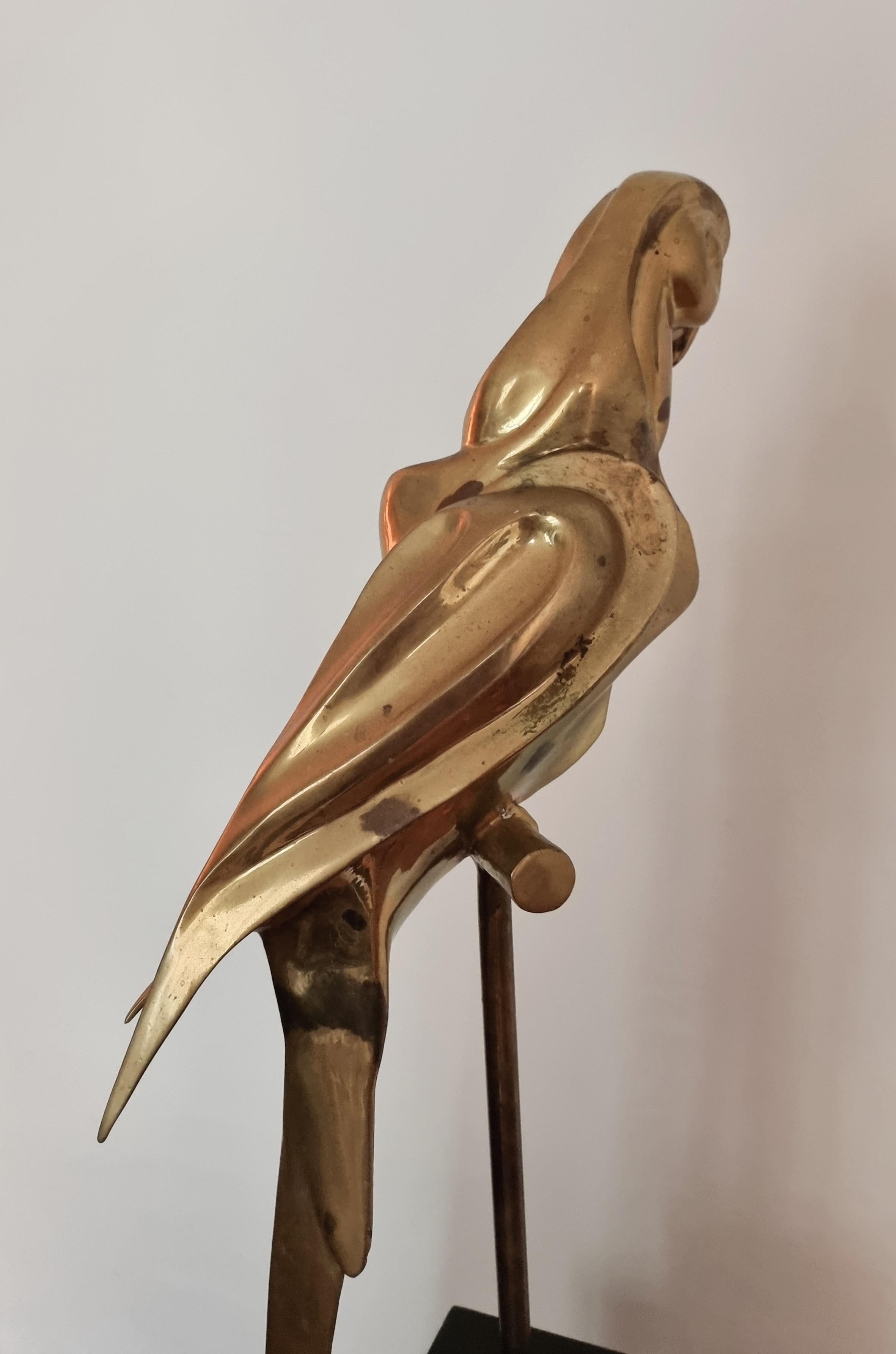 Decorative solid brass sculpture, parrot, 1970s Palm Beach- / Hollywood- Regency For Sale 1