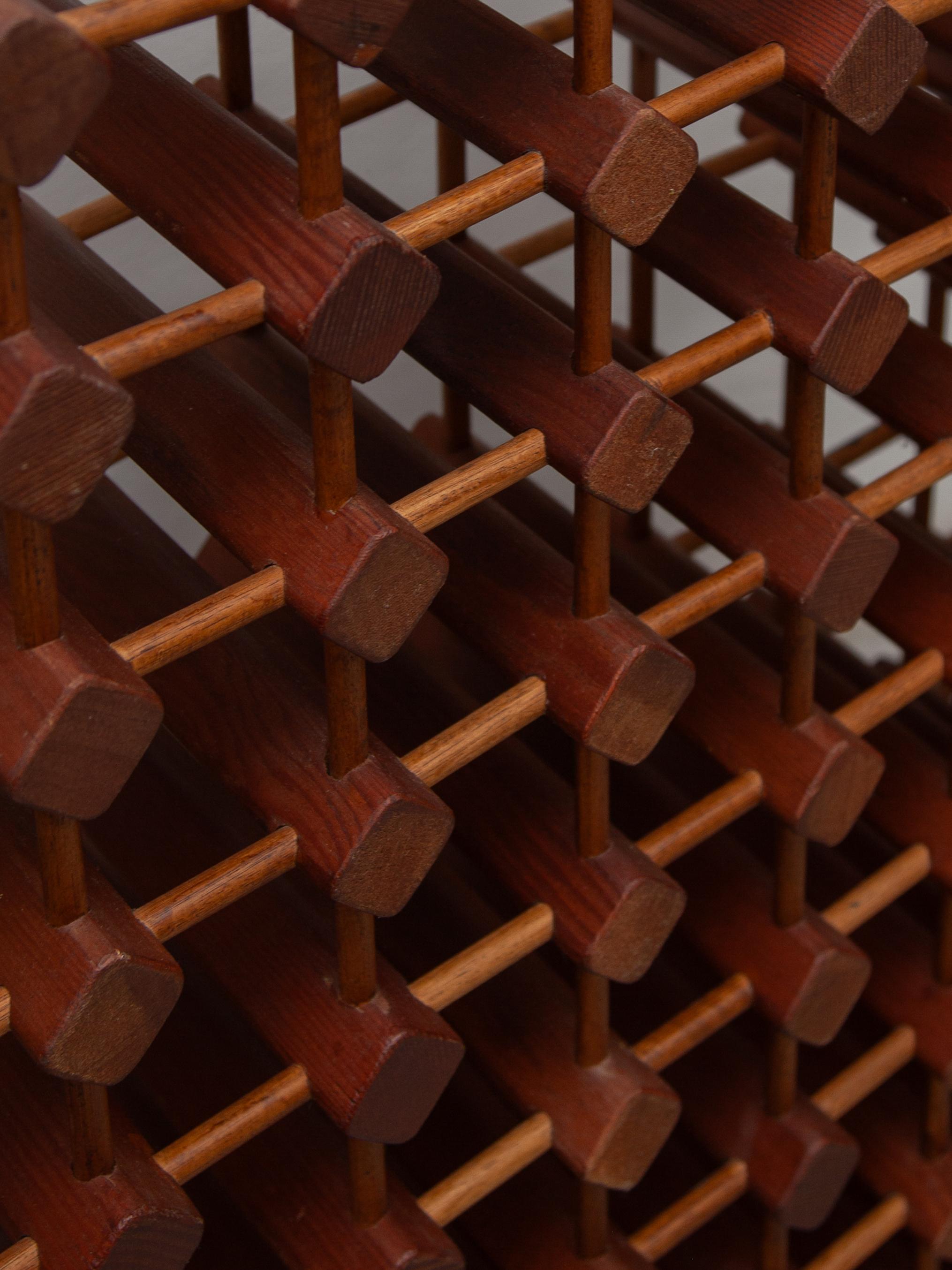 Portabottiglie decorativo in teak massiccio Made in Denmark, anni '60 in vendita 4
