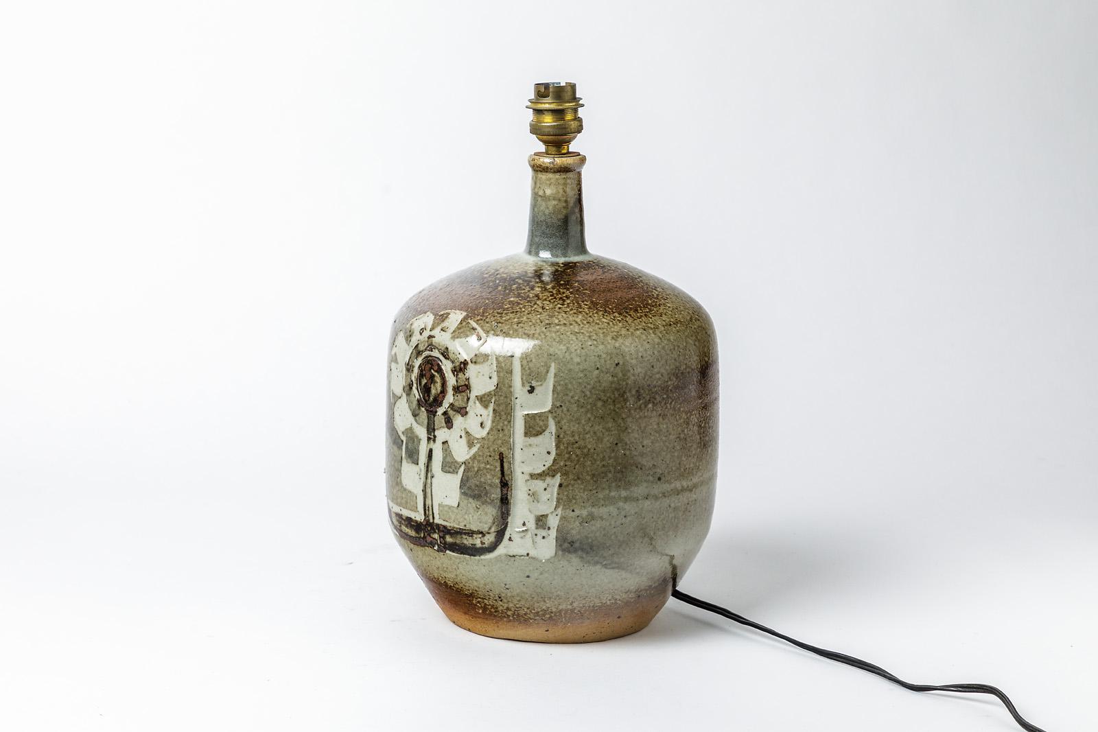 Decorative Stoneware Ceramic Lamp Designed by Pierre Digan in La Borne In Excellent Condition In Neuilly-en- sancerre, FR