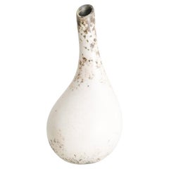 Vaso decorativo svedese di metà secolo in gres bianco e marrone di Hans Hedberg del 1950