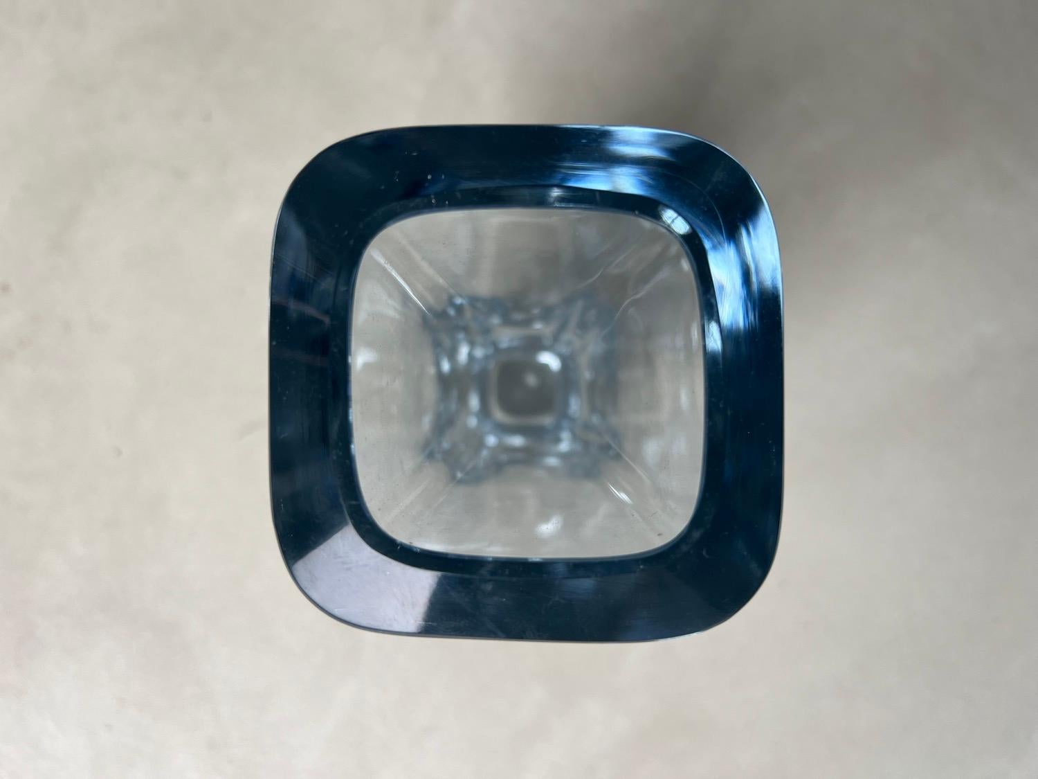 Decorative Swedish Vase, Clear Glass, Stromberg, Mid-Century Modern, Collectible For Sale 7