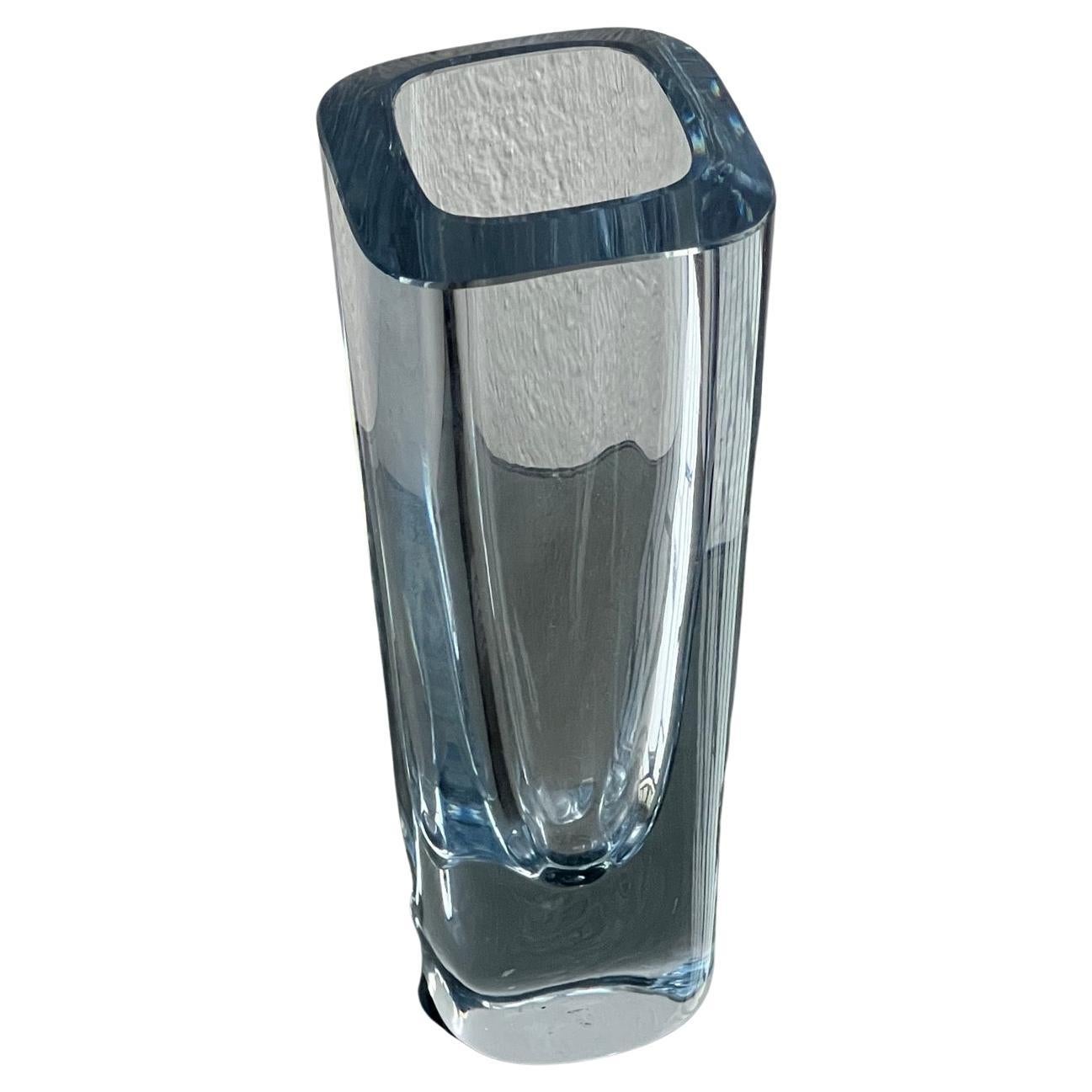 Swedish Crystal - Mid-Century Vase - Rare Decorative Glass

Rare, timeless and very well preserved clear glass / crystal soliflower vase. Medium size, elegant shape with a slight taper and gently smoothed corners.

Hand-signed 