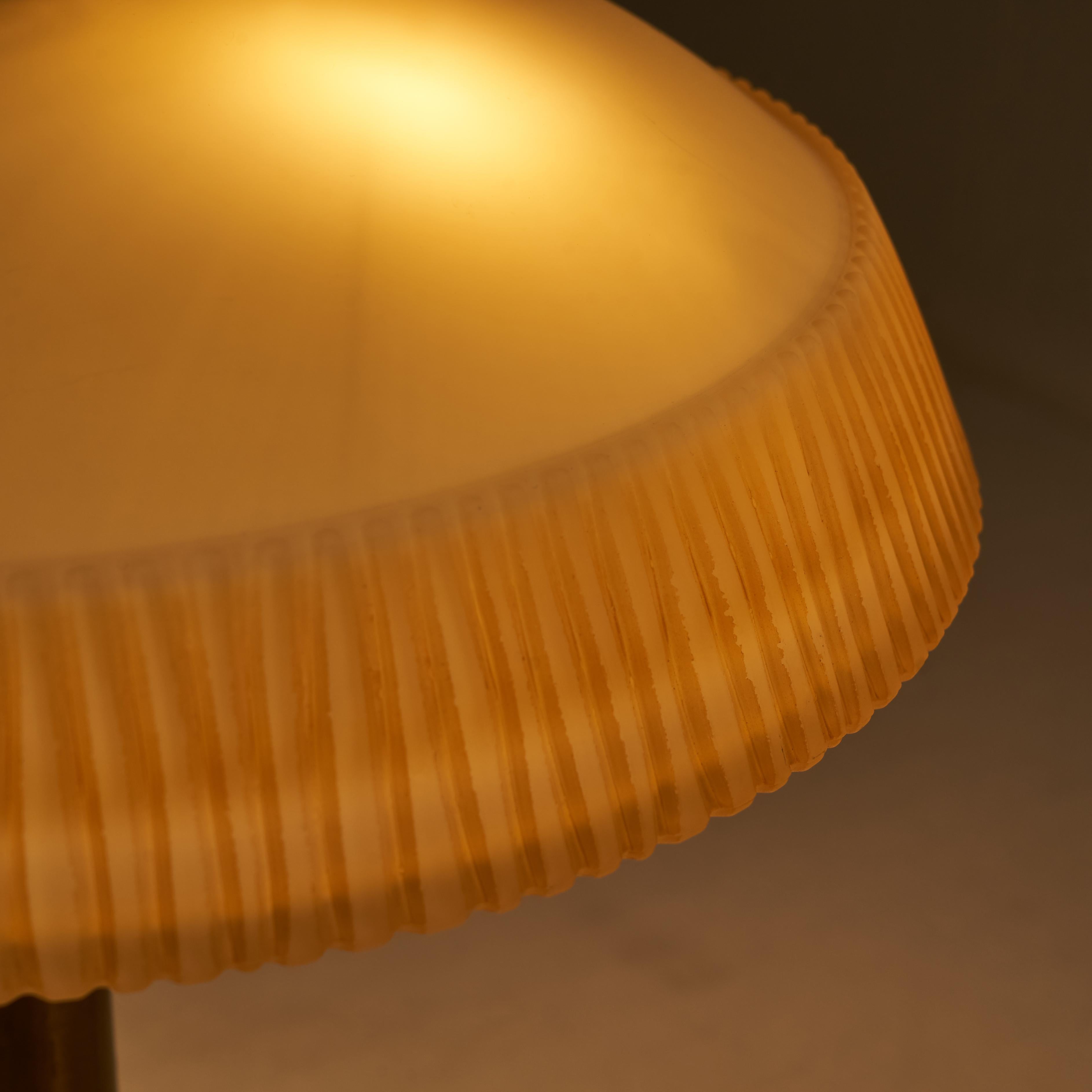 20th Century Decorative Table Lamp in Brass and Pâte de Verre