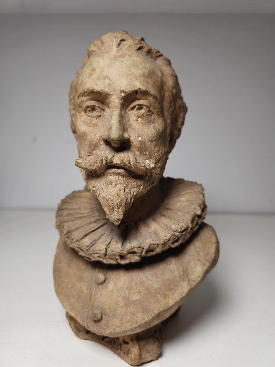 Busto decorativo di Cervantes in terracotta in vendita 2