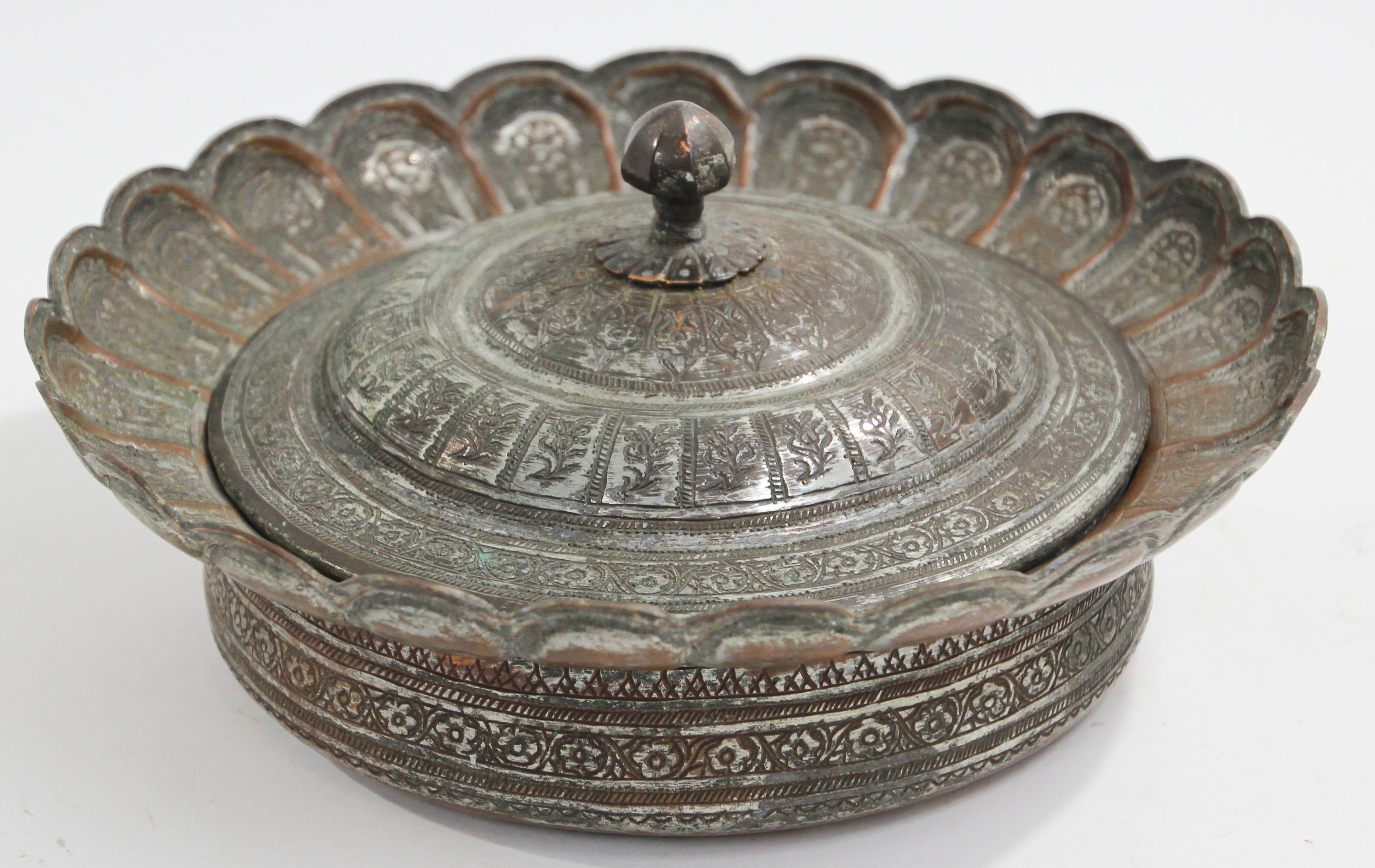 Decorative Tinned Copper South Asian Round Box with Lid For Sale 11