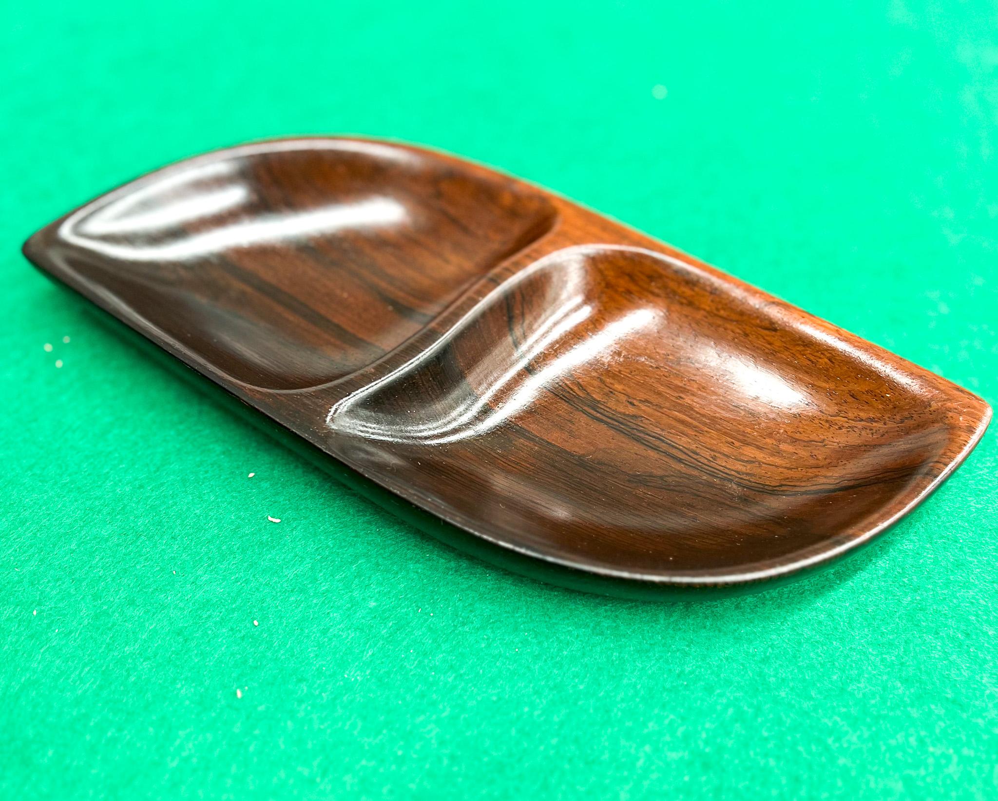 Mid-Century Modern Decorative Tray in Hardwood by Jean Gillon, 1960s  For Sale