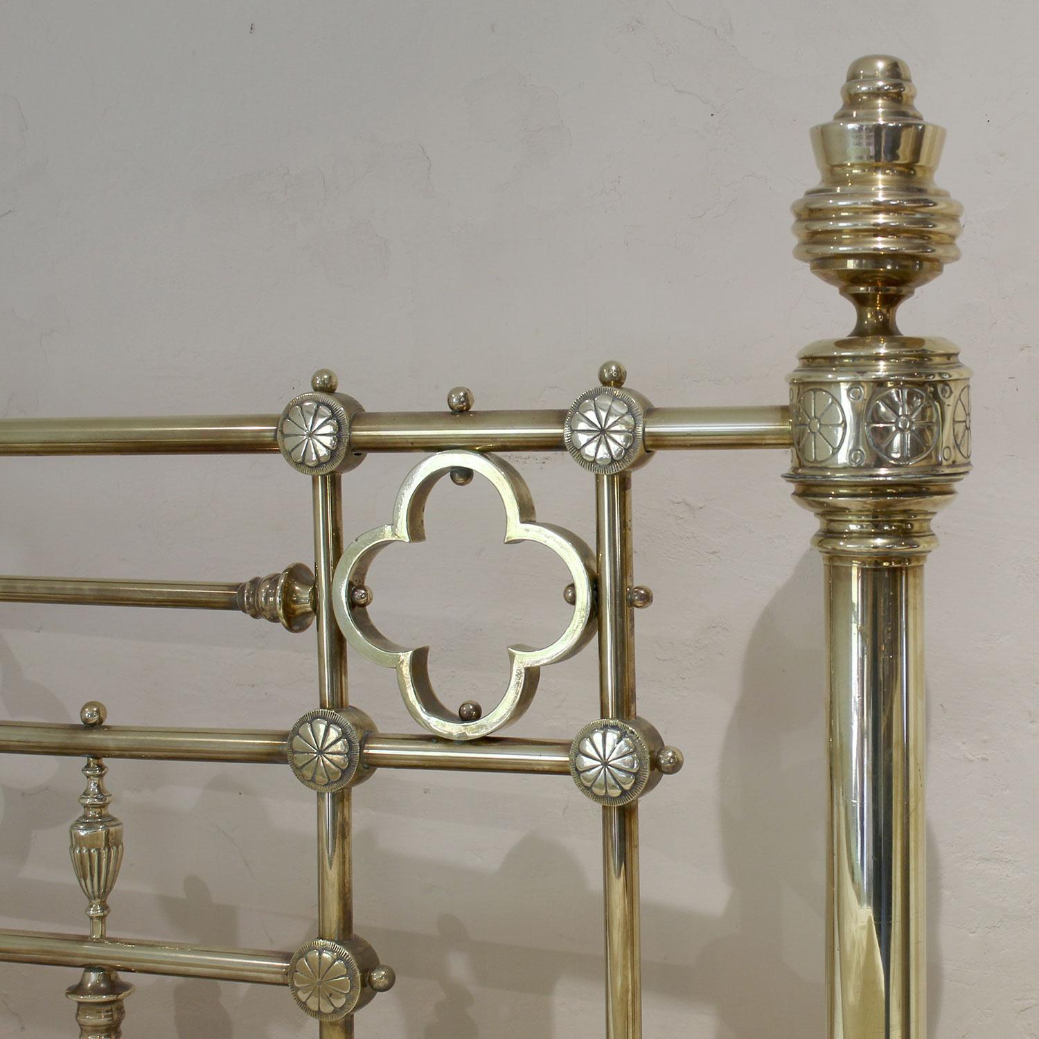 Decorative Victorian All Brass Antique Bed MK306 For Sale 5