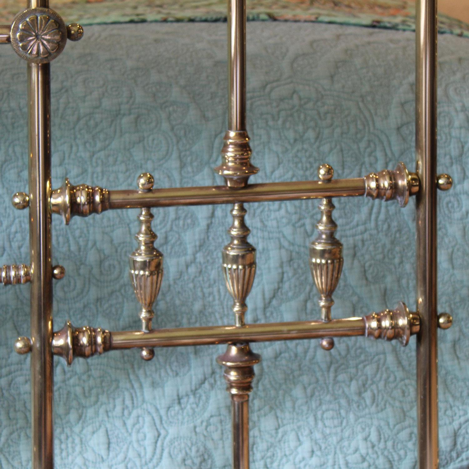 Decorative Victorian All Brass Antique Bed MK306 In Good Condition For Sale In Wrexham, GB