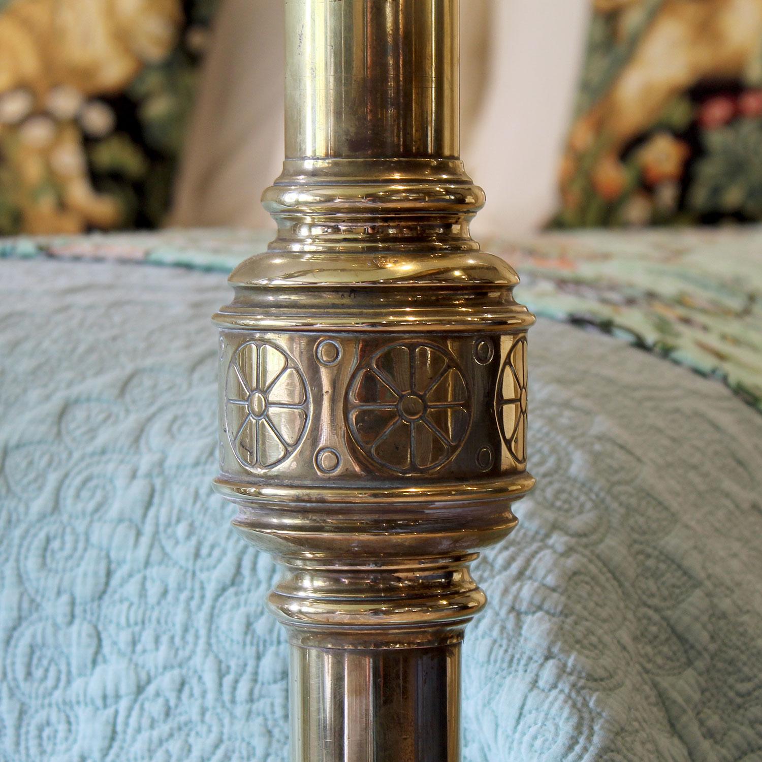 Decorative Victorian All Brass Antique Bed MK306 For Sale 2