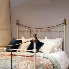 Decorative Victorian Antique Bed in Cream MK231