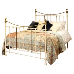 Decorative Victorian Antique Bed in Cream MK231