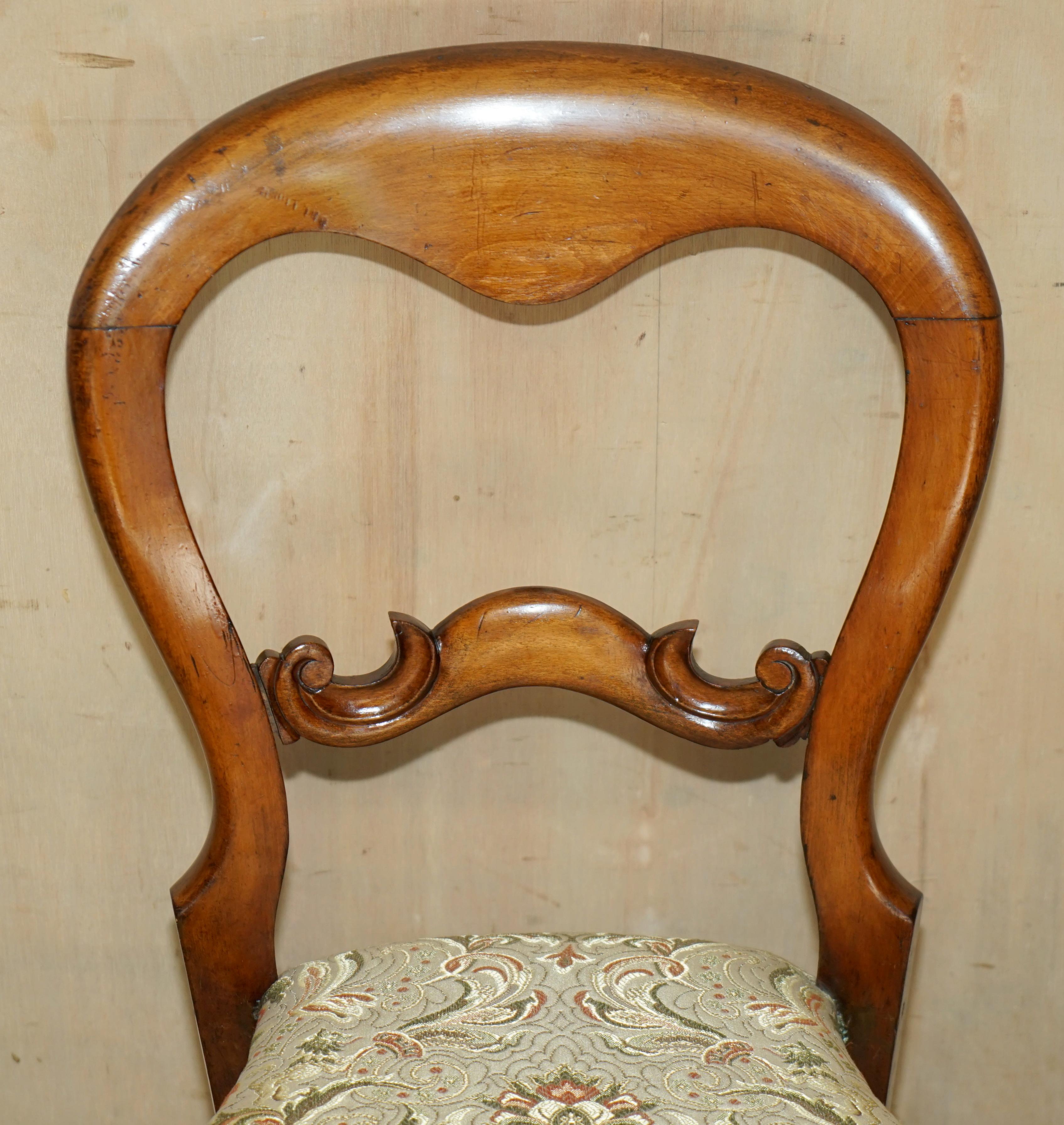 High Victorian Decorative Victorian circa 1880 Walnut Medallion Back Side Dressing Table Chair For Sale