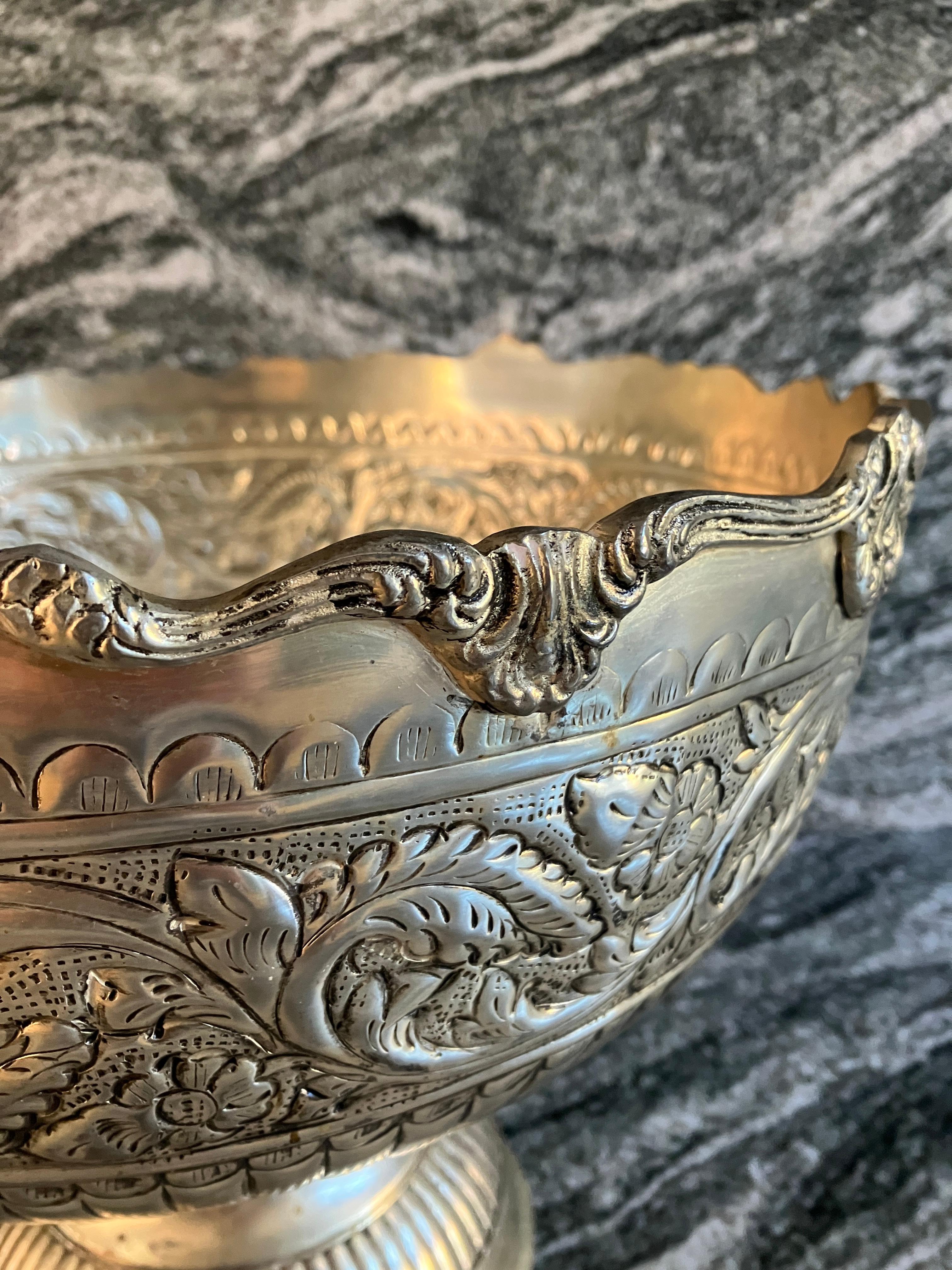 English Antique Victorian Silver Large Punch Bowl / Champagne Cooler In Good Condition In Leicester, GB