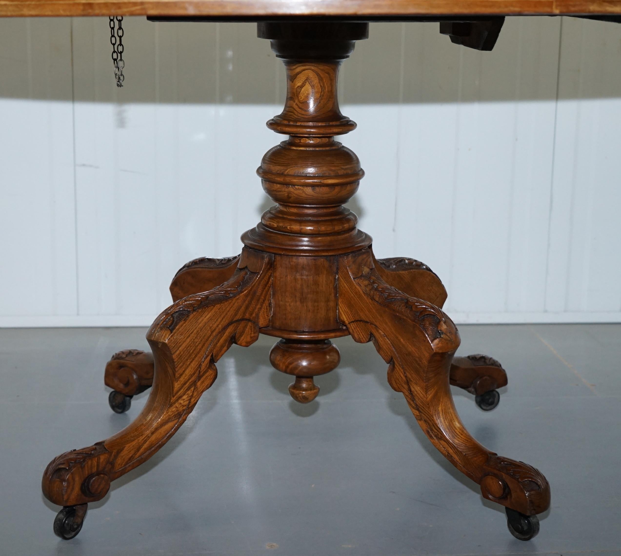 Decorative Victorian Walnut Marquetry Inlaid Loo Tilt-Top Breakfast Table 2