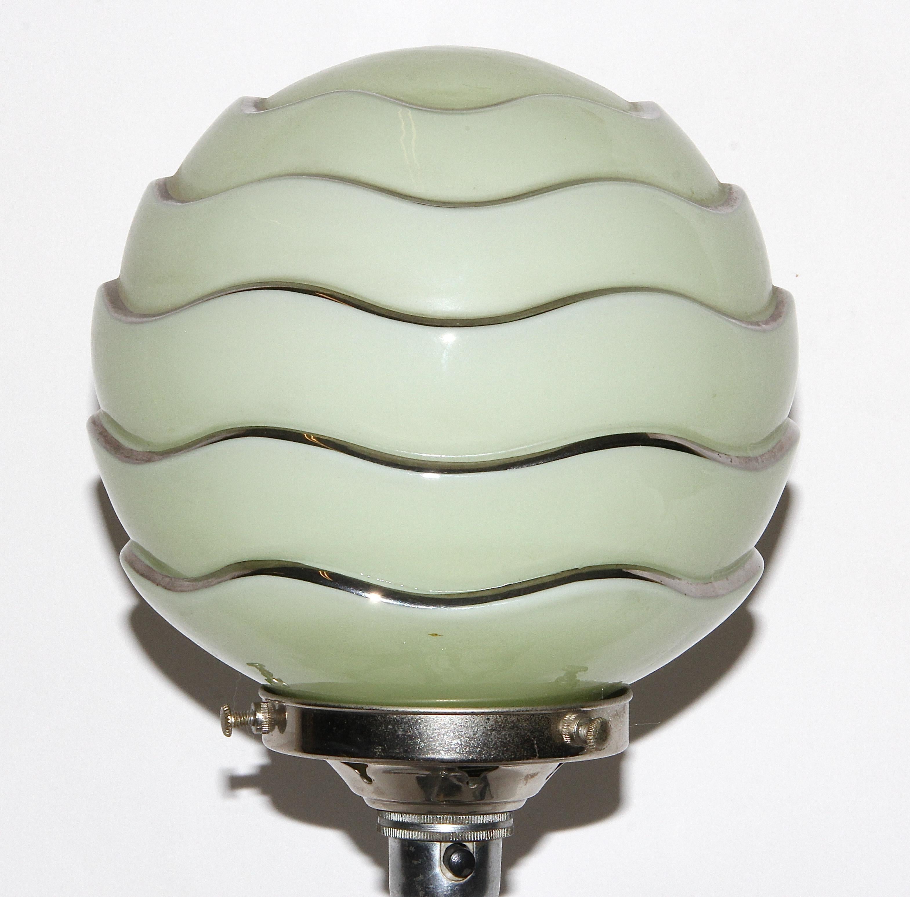 Métal Lampe de table Art Déco Bauhaus vintage en vente