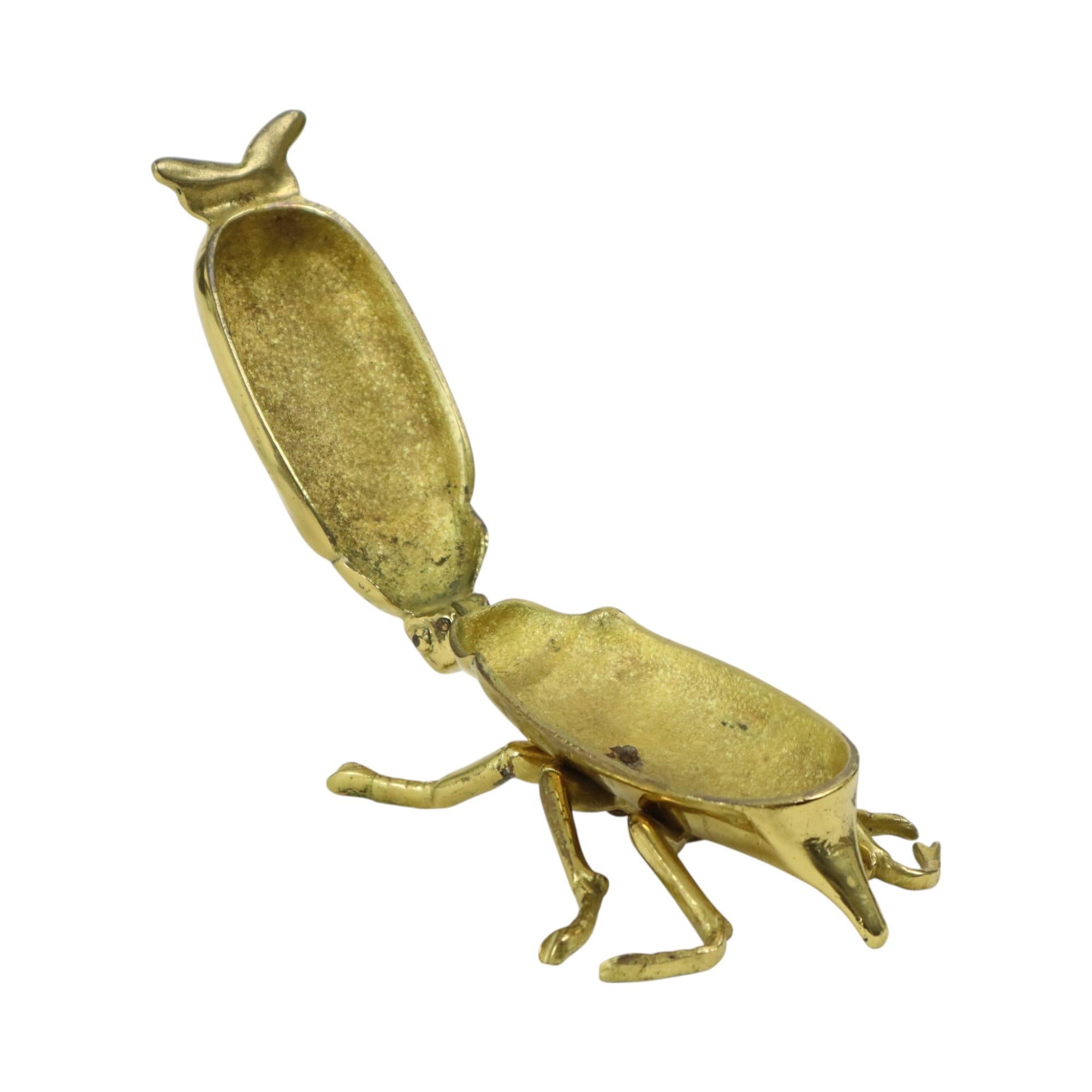Dekorative Vintage Messing Käfer Aschenbecher Trinket Box (Europäisch) im Angebot