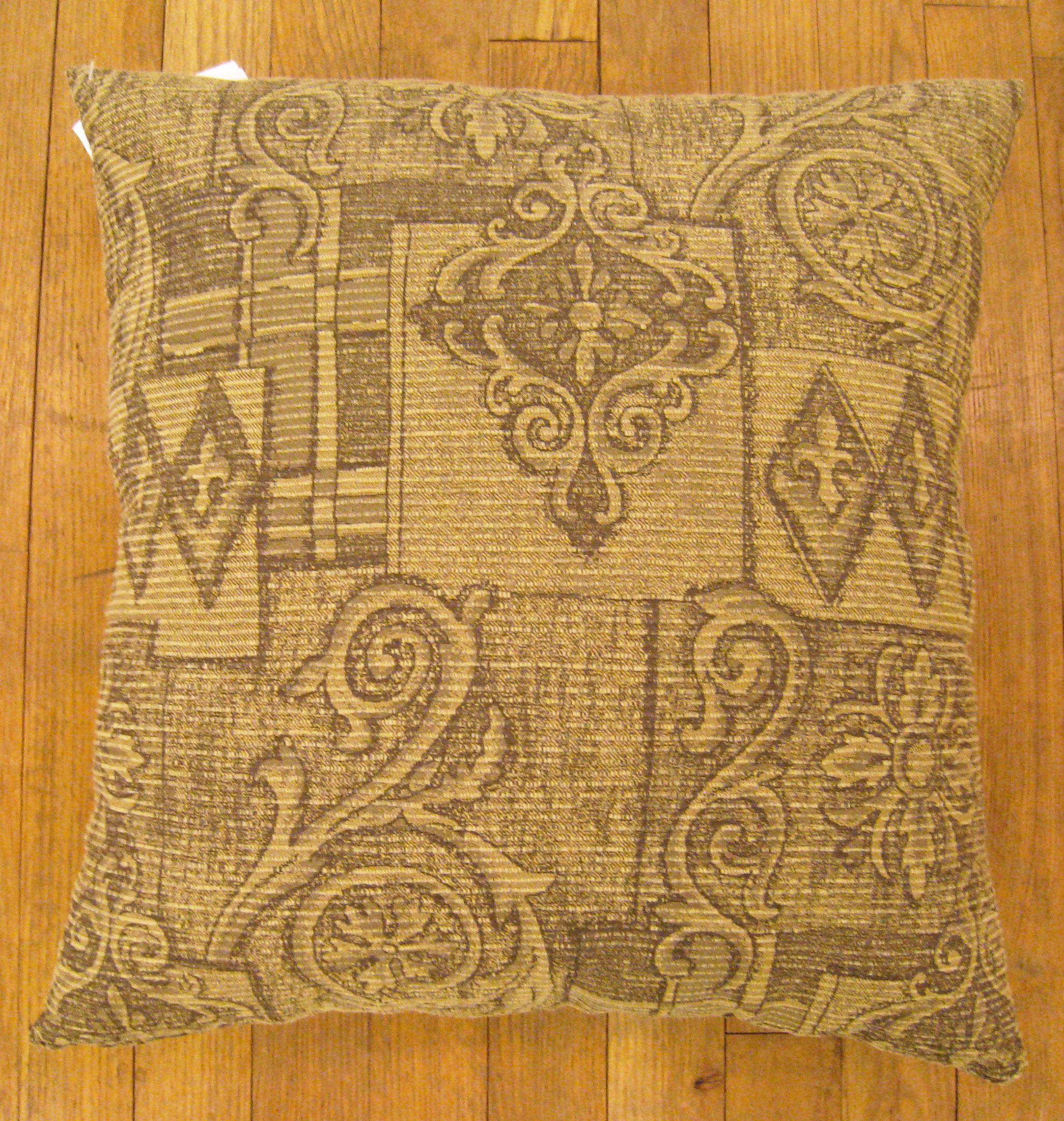 Decorative Vintage Floro-geometric Fabric Pillow In Good Condition For Sale In New York, NY