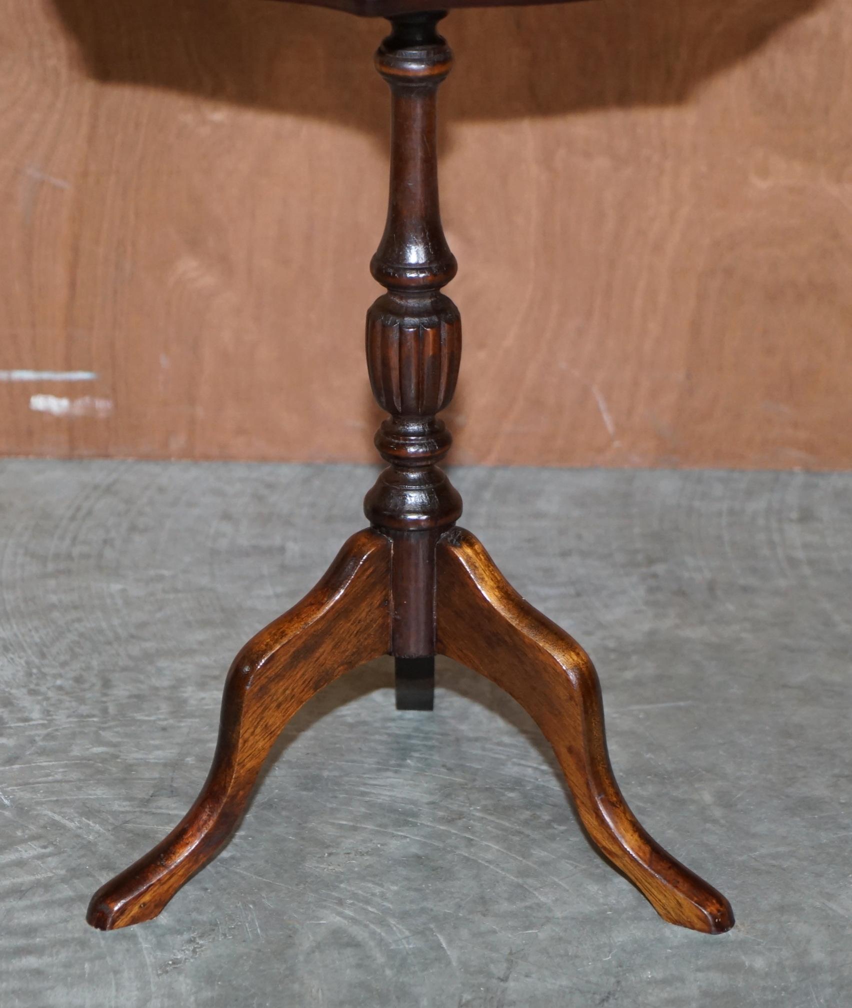 20th Century Decorative Vintage Hardwood Pie Crust Edge Tripod Lamp Side End Wine Table For Sale