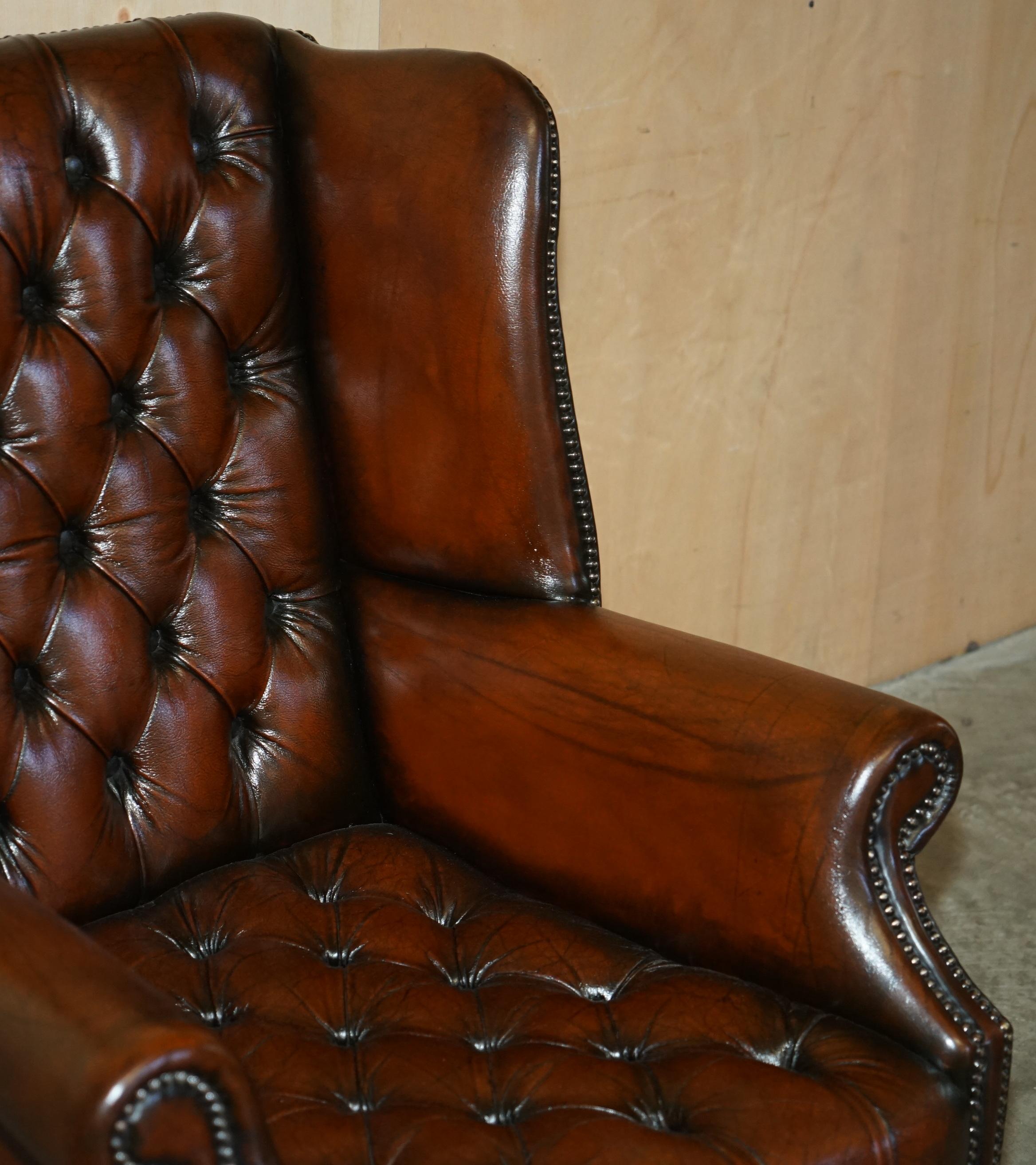 20th Century DECORATIVE ViNTAGE RESTORED BROWN LEATHER TUFTED CHESTERFIELD WINGBACK ARMCHAIR