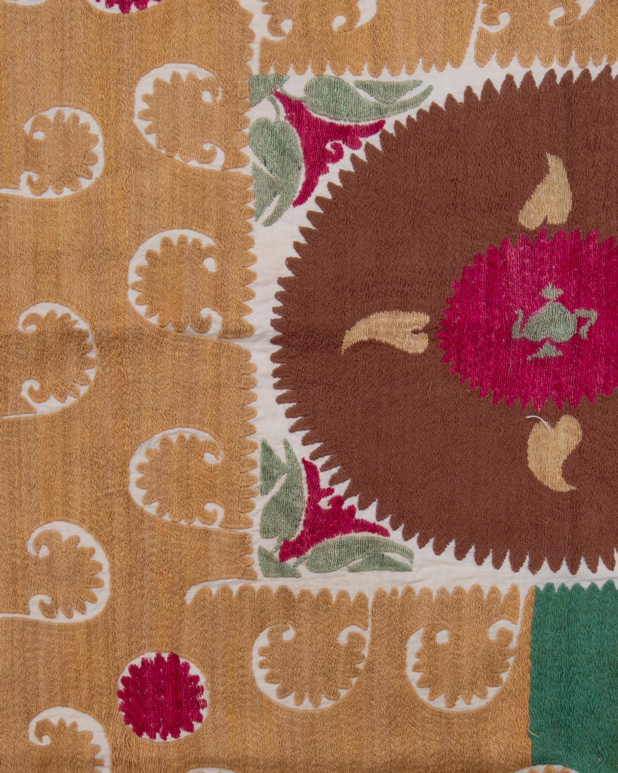 Coton Suzani, Samarkand Uzbekistan, milieu du 20e siècle en vente