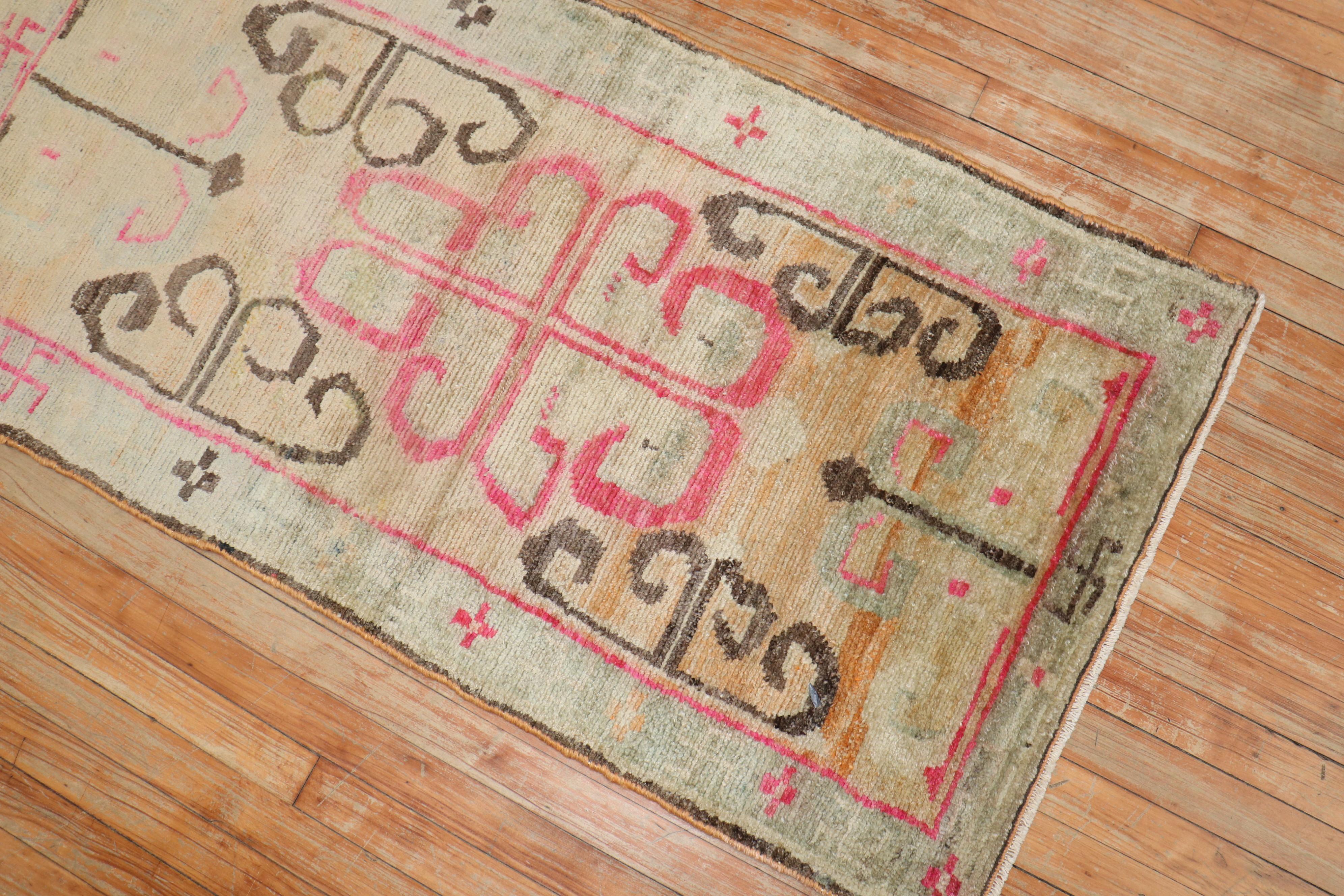 Dekorativer tibetischer Vintage-Teppich (Handgeknüpft) im Angebot