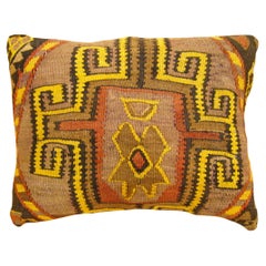 Coussin décoratif vintage turc Kilim avec motifs géométriques abstraits