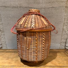 Cesta vintage decorativa tejida según Mimura Chikuho