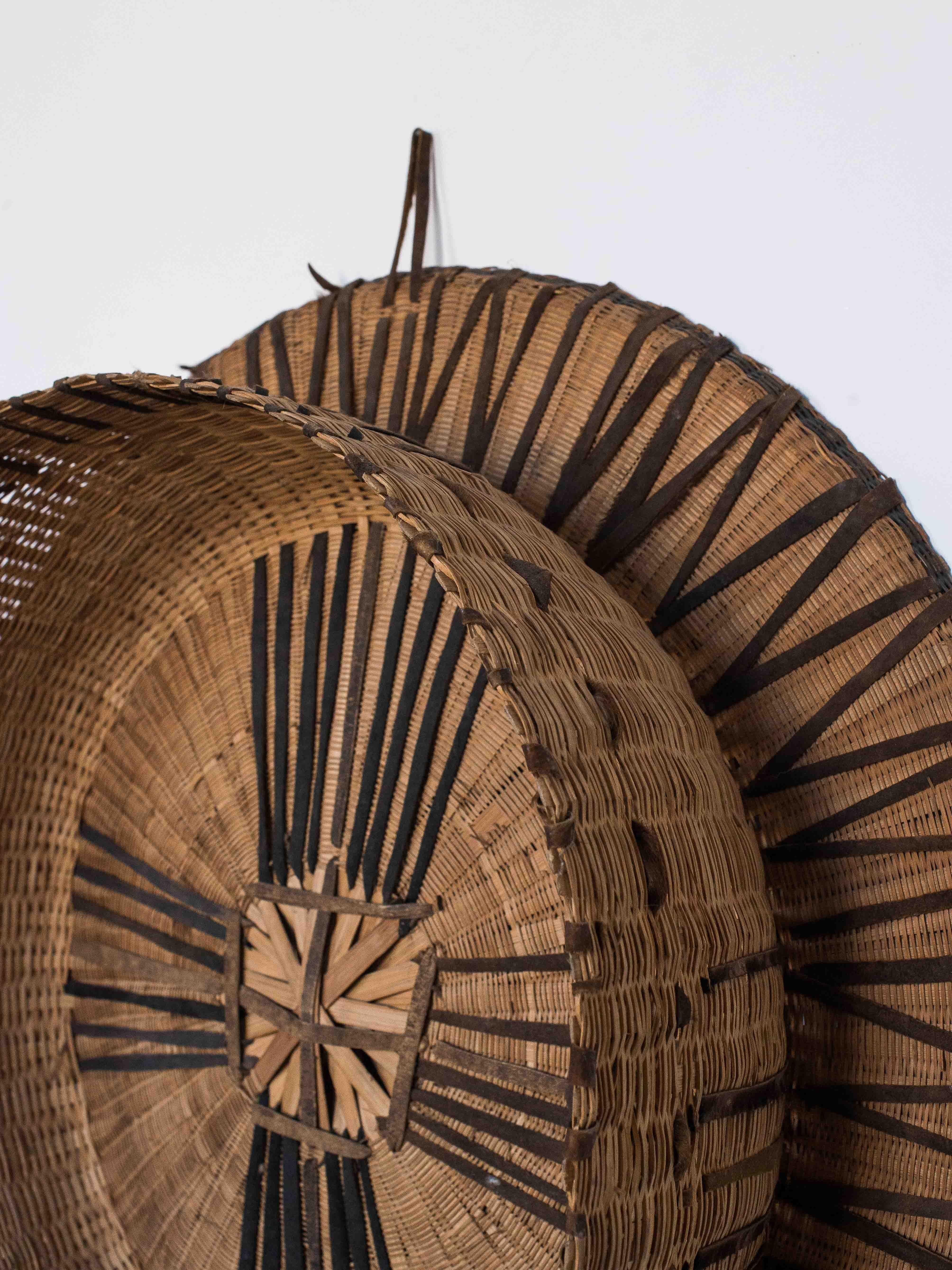 20th Century Very Large Wall Basket, Straw and Leather, African Folk Art 1970 For Sale