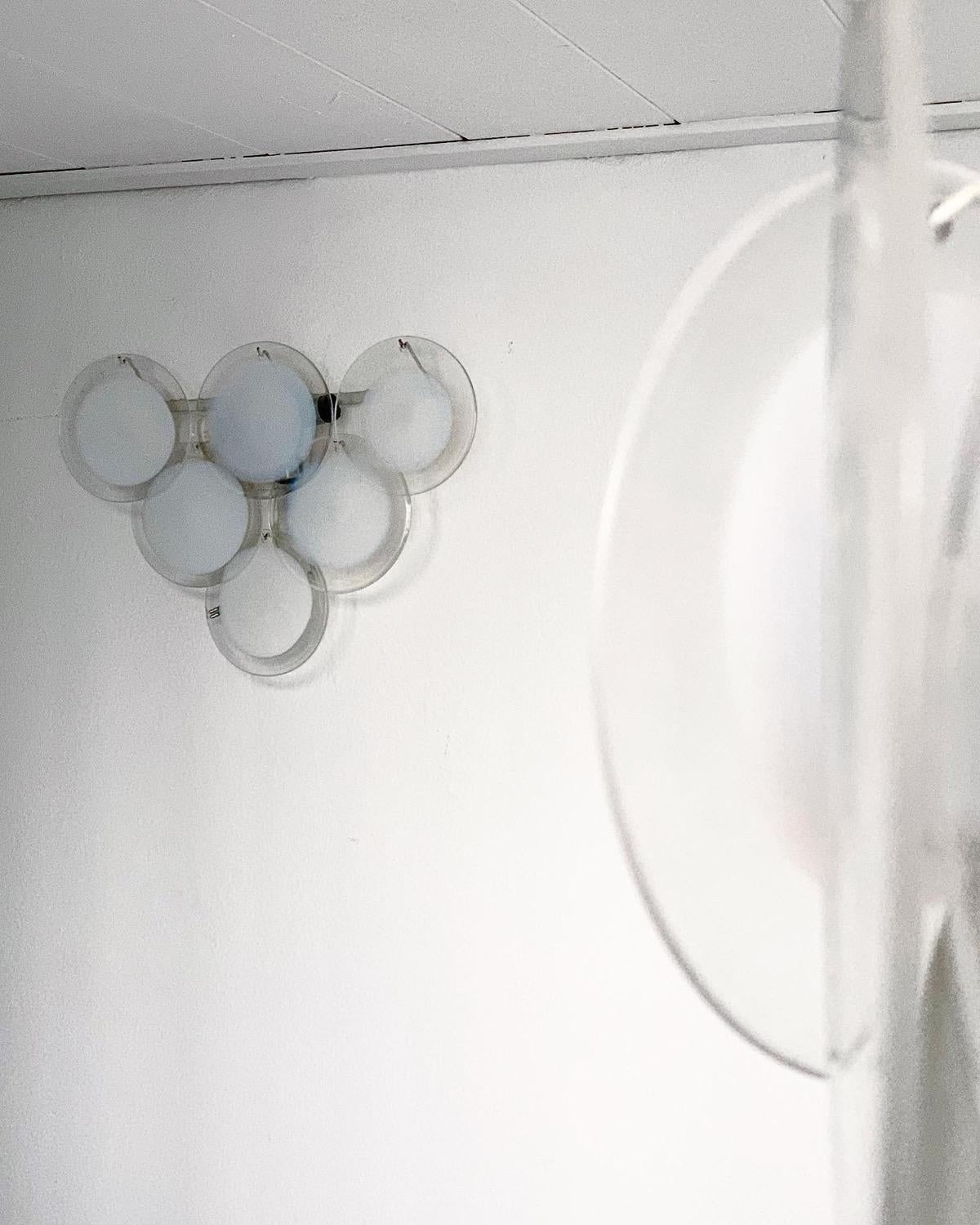 Decorative  Wall Lamps by Vistosi in Clear and White Murano Glass hand made 1970 For Sale 7