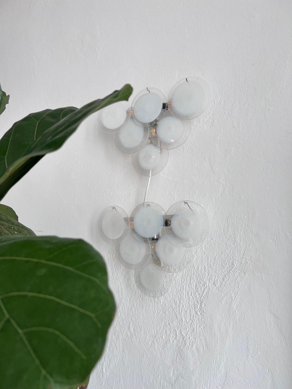 Decorative  Wall Lamps by Vistosi in Clear and White Murano Glass hand made 1970 For Sale 2