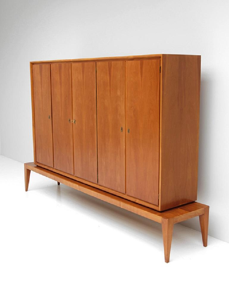 mid-century decorative Walnut Cabinet 1950s For Sale 2
