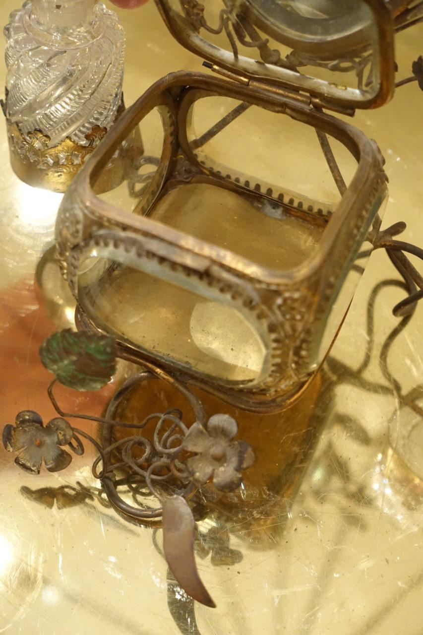 Decorative Wedding Gift Perfume and Trinket Case, 1900s, France In Good Condition In Copenhagen K, DK