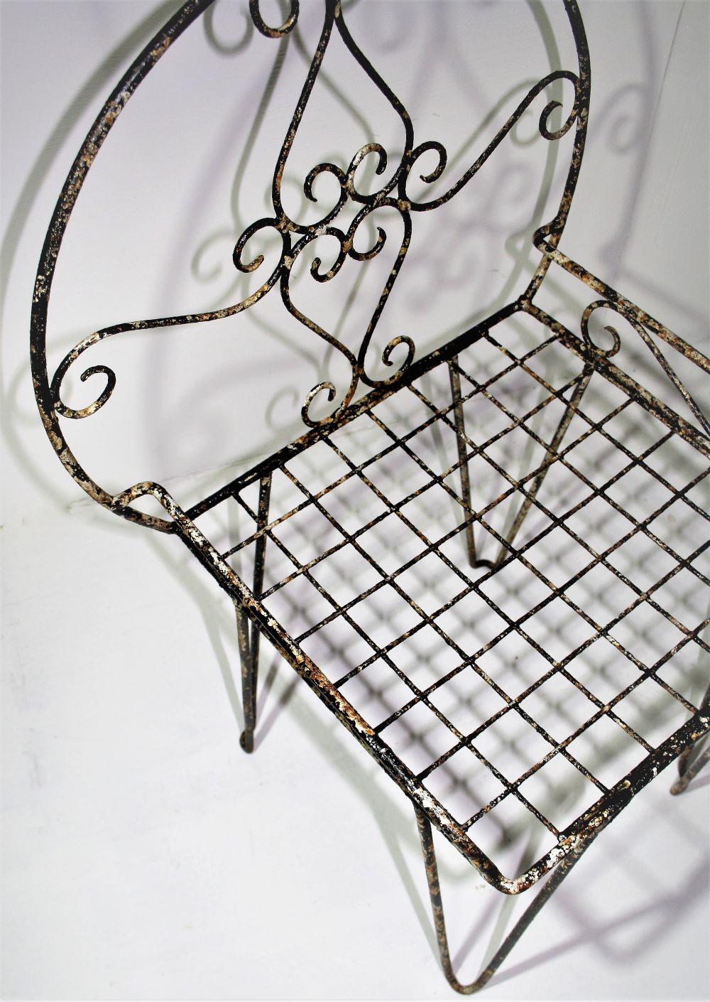 British Decorative Wirework Scroll Wrought Iron Metalwork Chair with Rustic Patina Paint For Sale