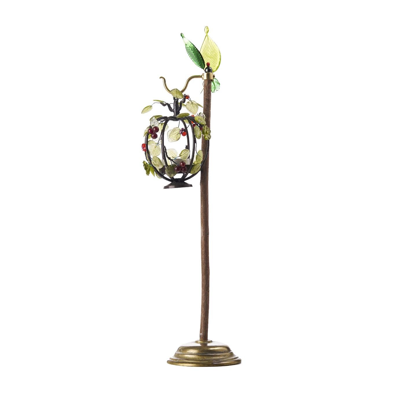 Dekorativer Kerzenständer aus Holz mit Glasbeeren und Blättern Nr. 3 im Angebot 4
