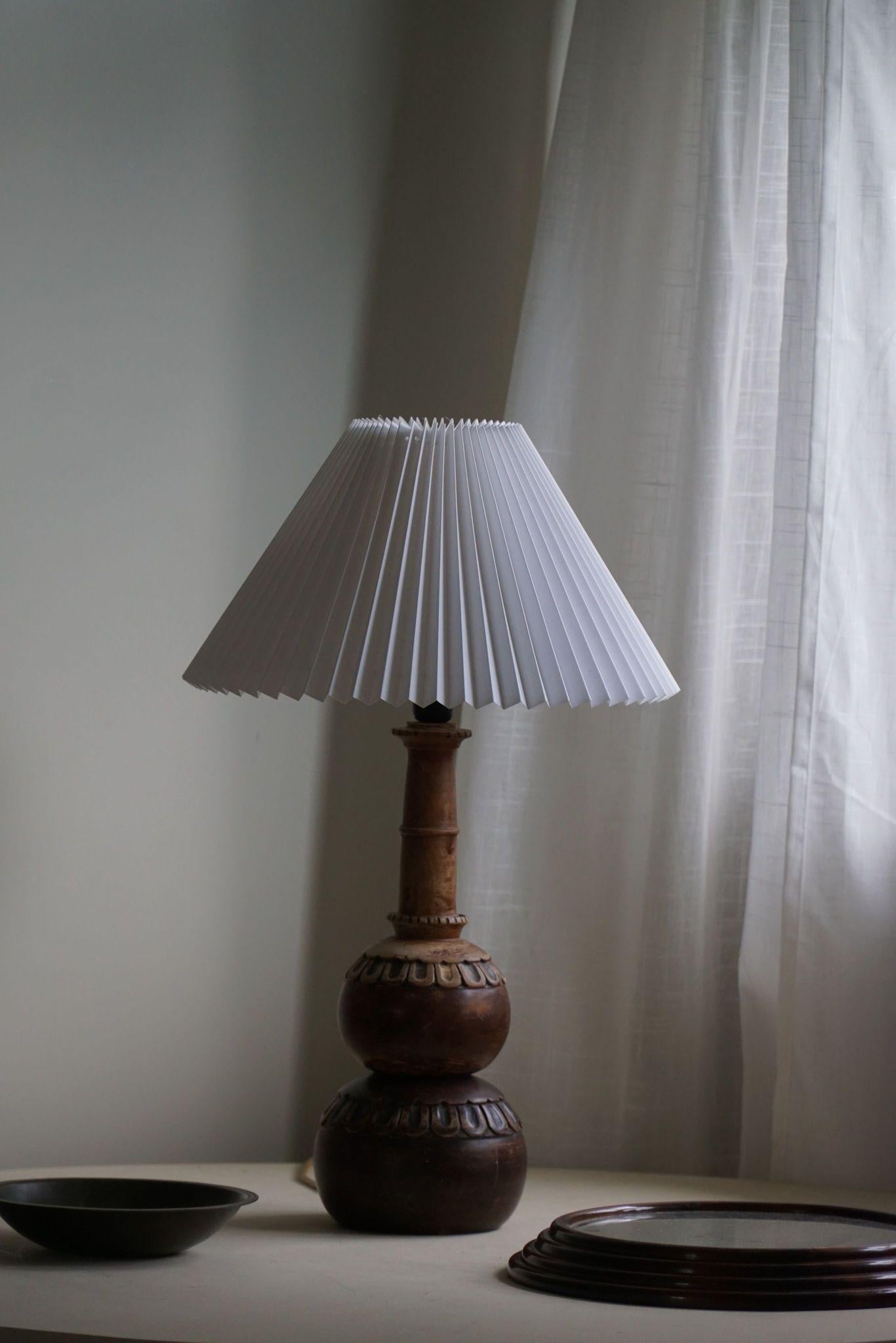Mid-Century Modern Decorative Wooden Art Deco Table Lamp, Danish Modern, 1940s
