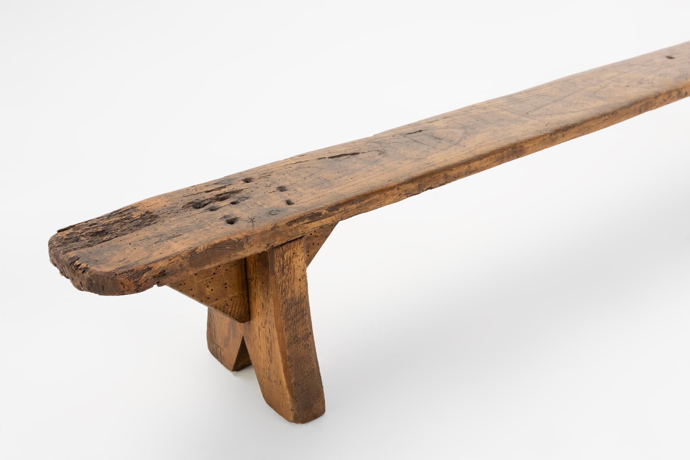 Panca bassa decorativa in legno, Francia, 1850 ca. 1850 In condizioni buone in vendita a Meulebeke, BE