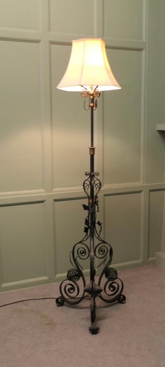 Decorative Wrought Iron Telescopic Floor Lamp This is a very unusual piece