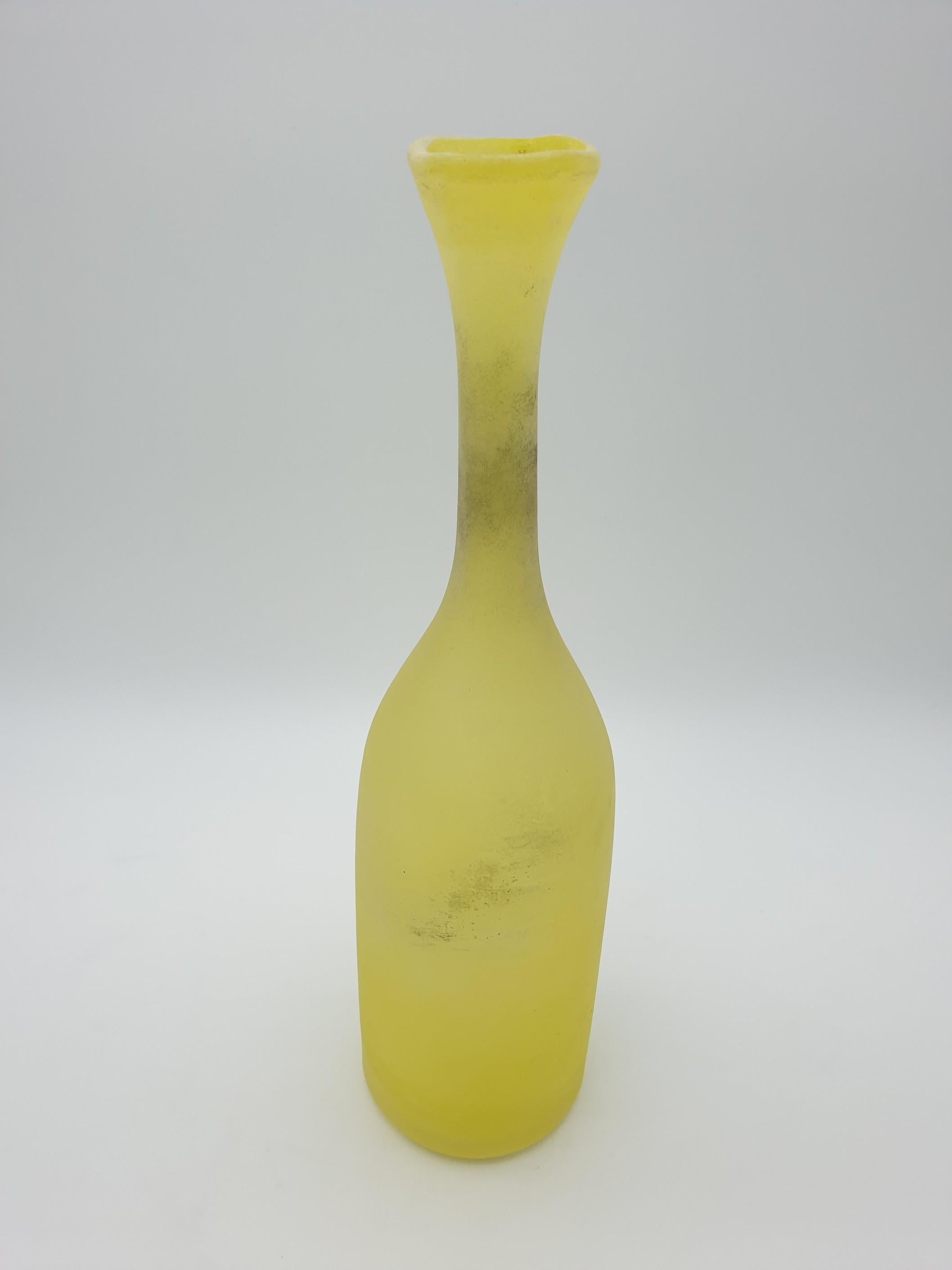 Italian Decorative Yellow Murano Glass Bottle by Cenedese in 