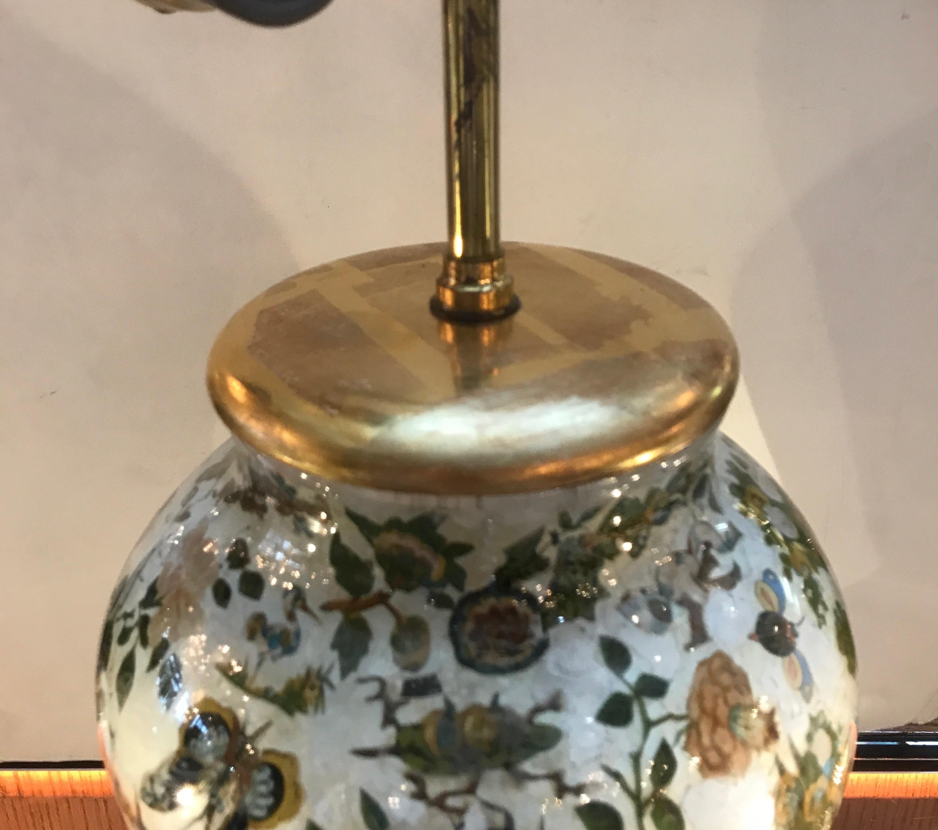 Decorator Églomisé Decoupage Chinoiserie Lamp In Excellent Condition For Sale In Lambertville, NJ