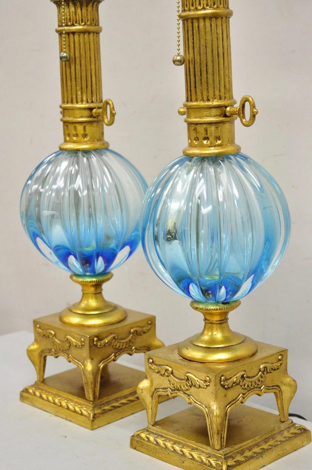 Dekorateur-Tischlampe im modernen italienischen Murano-Stil aus mundgeblasenem Glas in Gold – ein Paar im Angebot 1