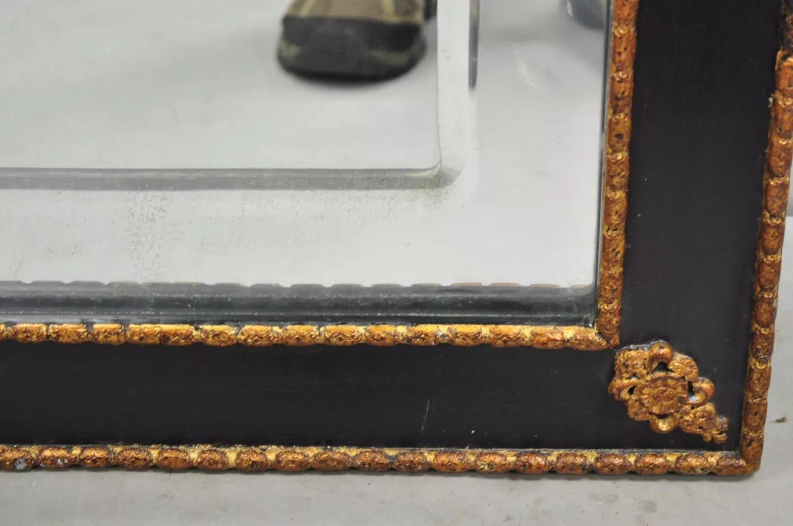 Decorative Venetian Chinoiserie Style Black and Gold Large Trumeau Wall Mirror en vente 1