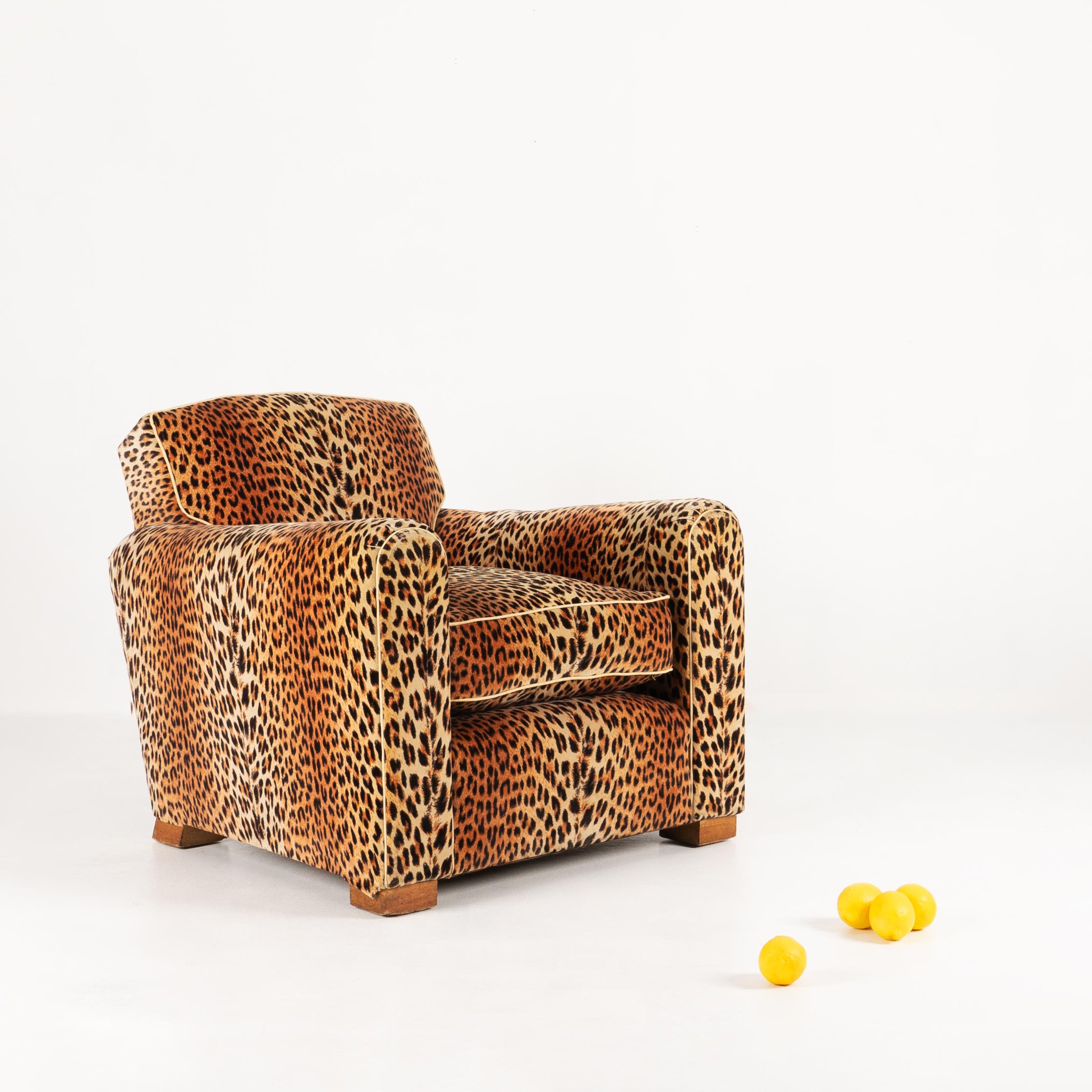 Opera di un decoratore, Coppia di poltrone leopardate, pezzo unico, 1930 1