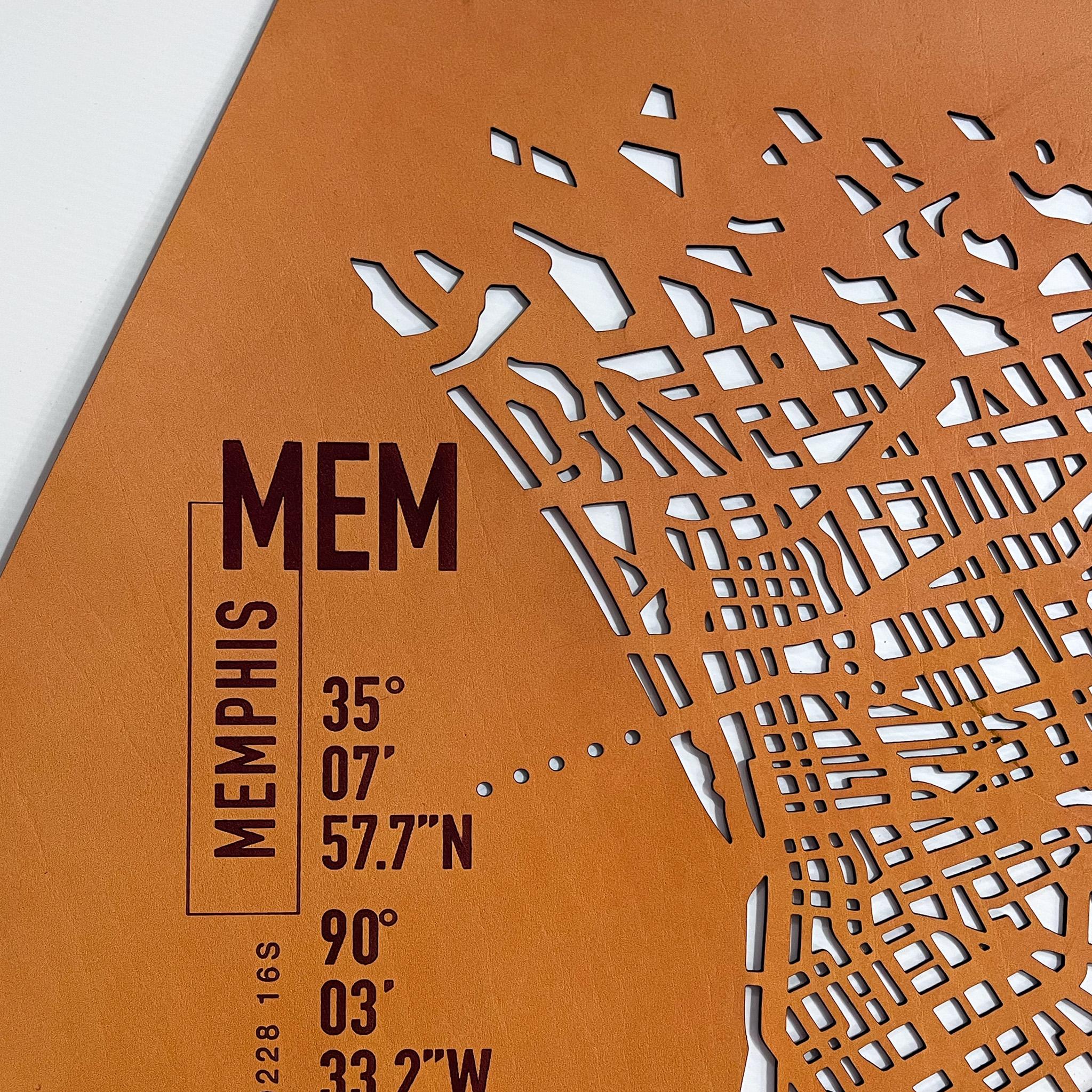 Italian Decorazione da parete in pelle della città di Memphis produzione design italiano in vendita