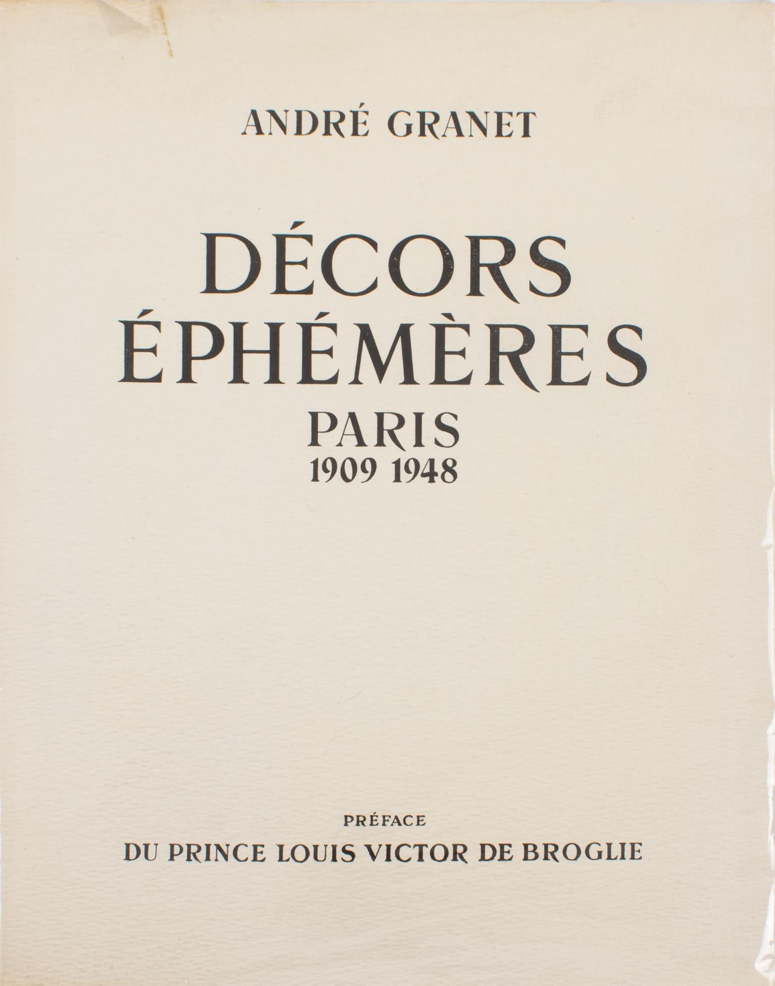 Paris Ephemeral Decorations, French Book by André Granet, Original 1948 Edition In Good Condition For Sale In Atlanta, GA