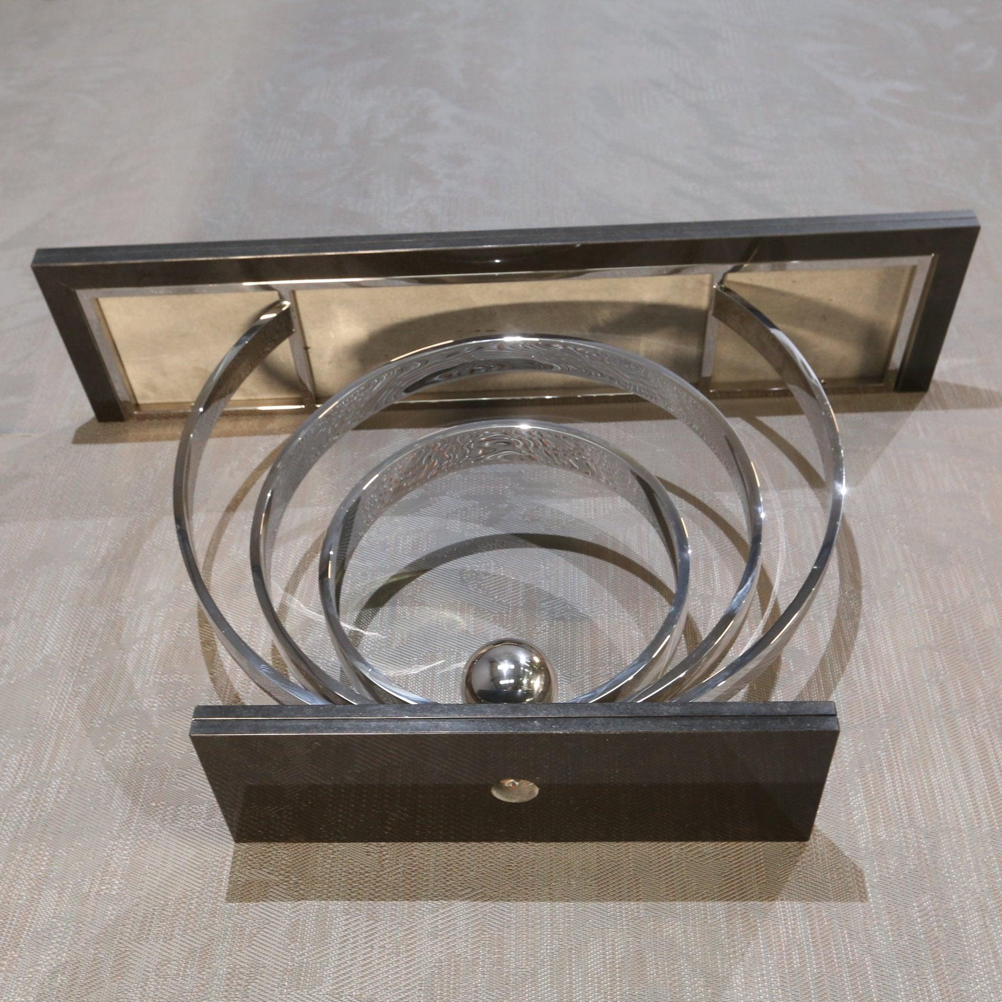 Consola Decorus Ammonite - Acero inoxidable pulido con tapa de granito negro Moderno en venta