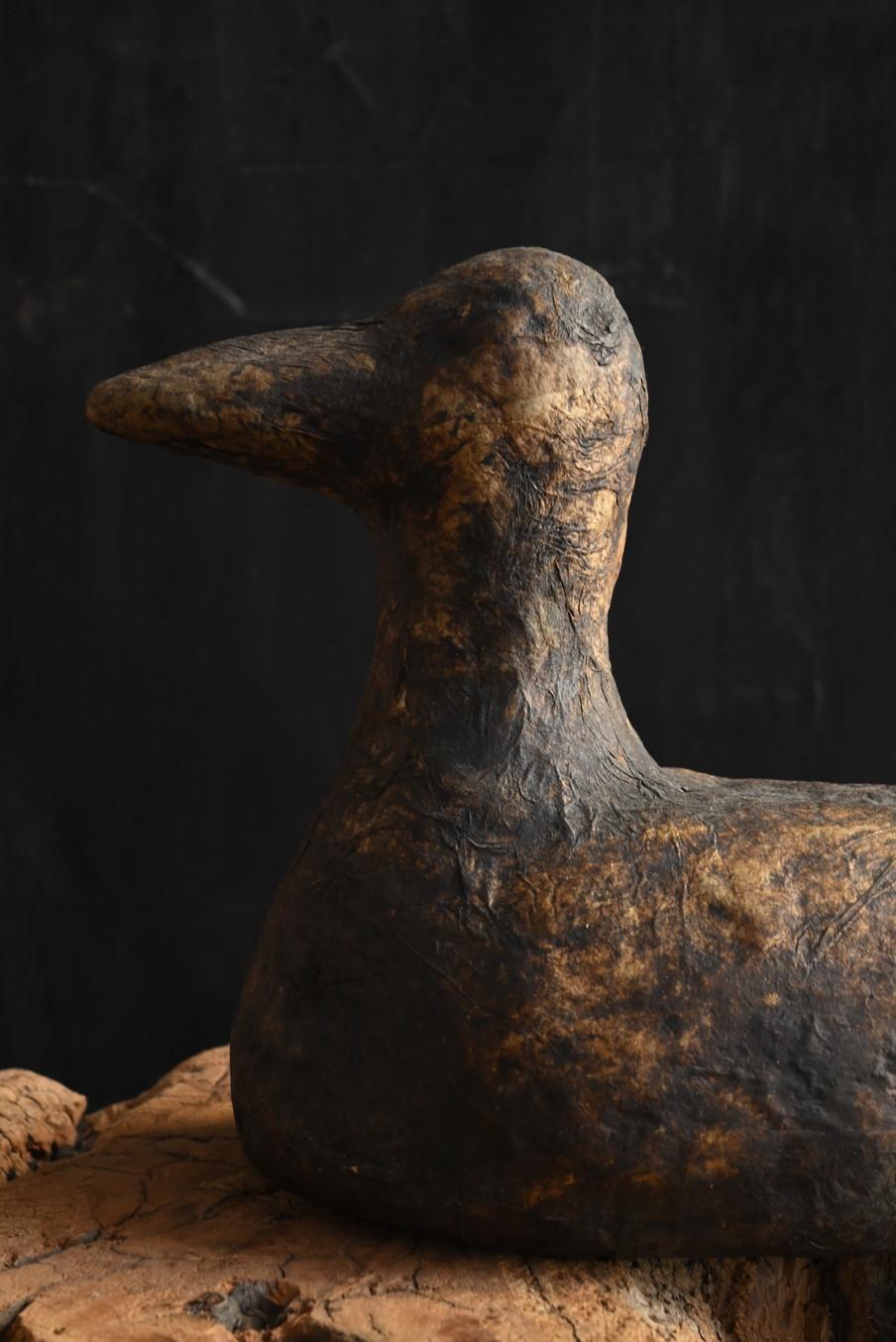 Décoyés avec du papier japonais ancien attaché/Ornements d'oiseaux/20e siècle en vente 1